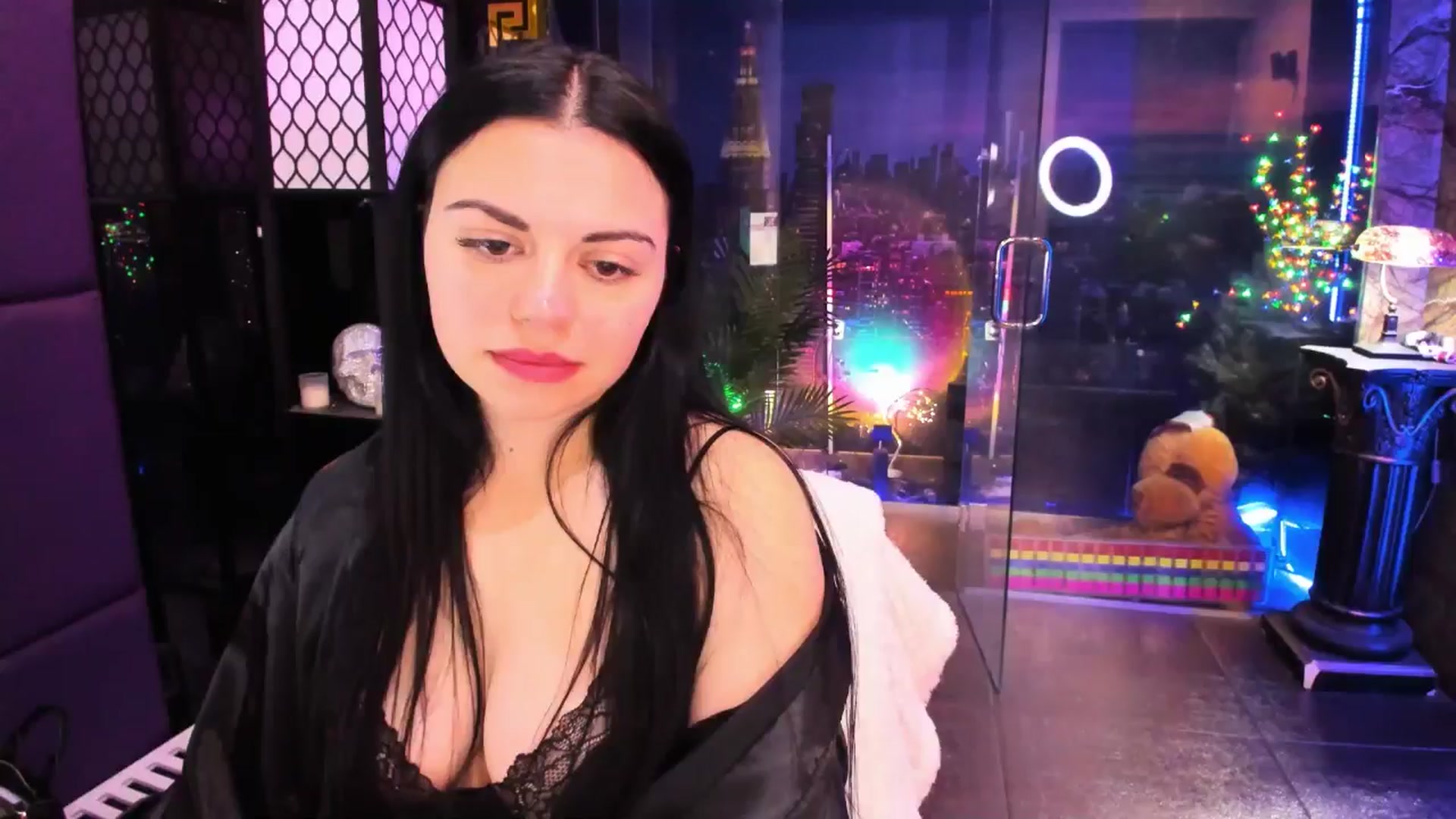 Gallery image thumbnail from sunn_o's myfreecams stream on, 01/26/2025, 12:52 image 17 of 20