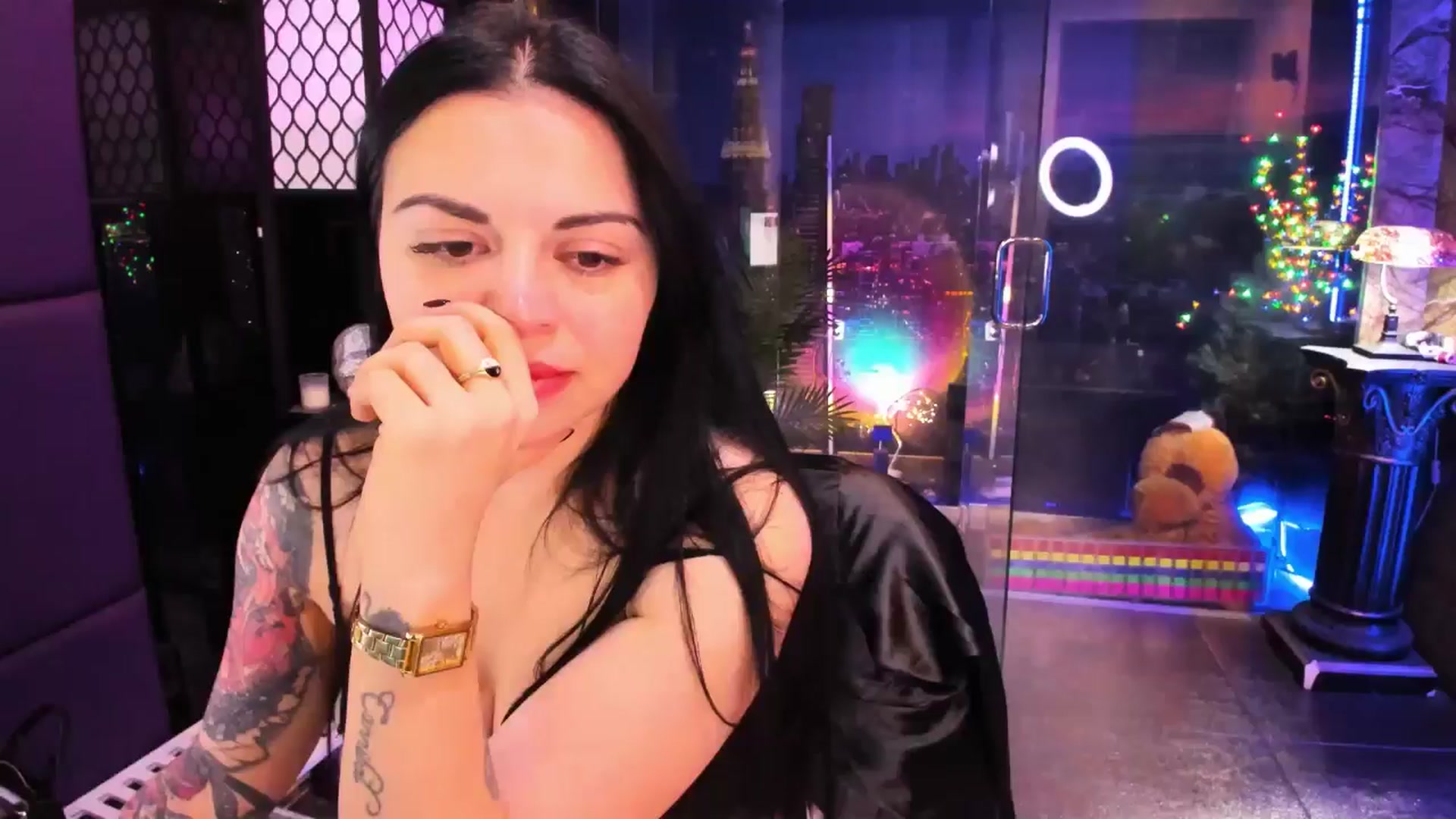 Gallery image thumbnail from sunn_o's myfreecams stream on, 01/26/2025, 13:14 image 1 of 20