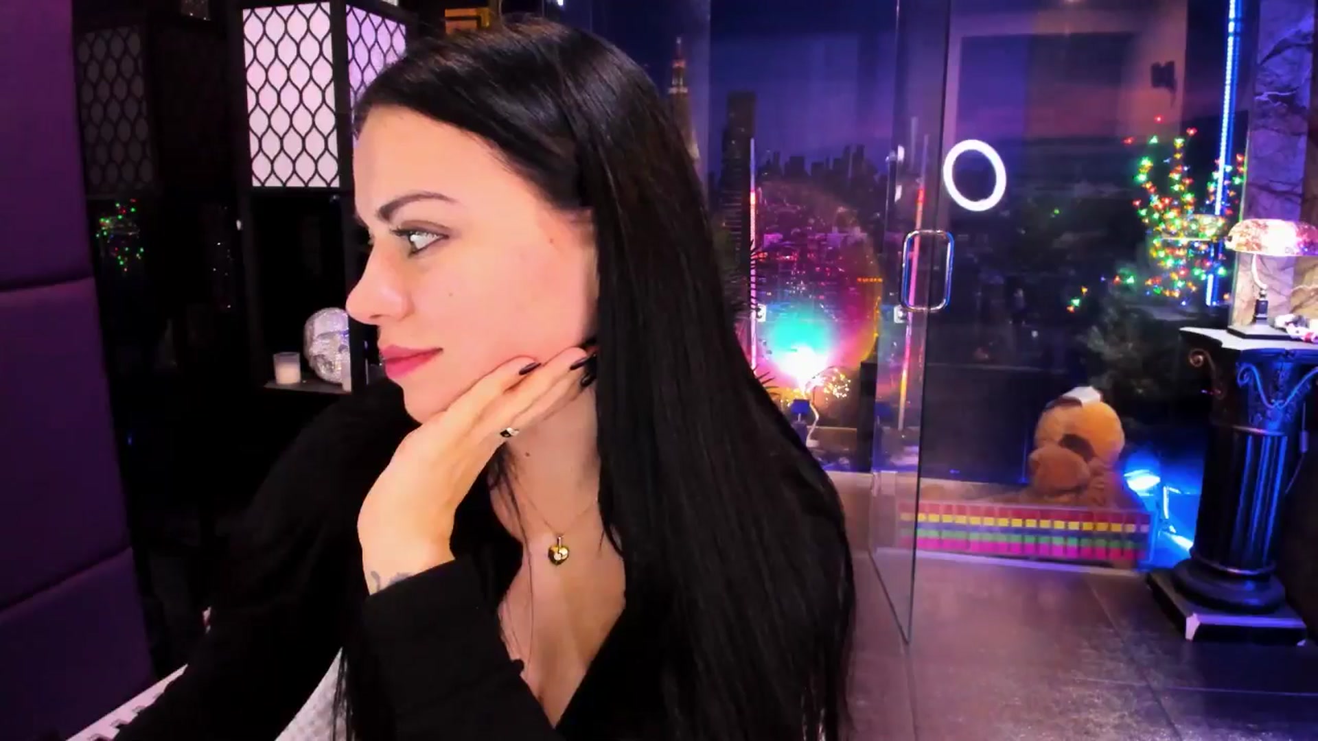 Gallery image thumbnail from sunn_o's myfreecams stream on, 01/30/2025, 11:51 image 16 of 20