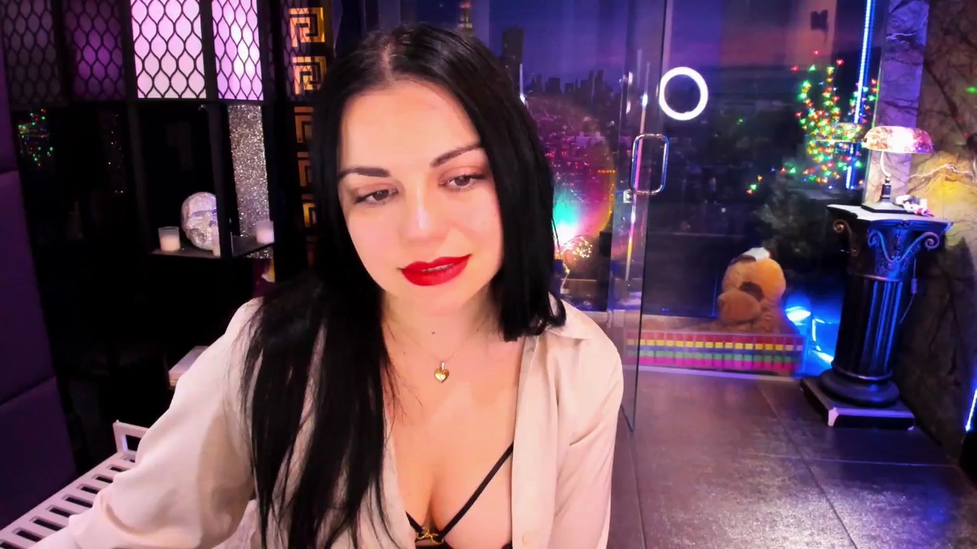 Gallery image thumbnail from sunn_o's myfreecams stream on, 01/31/2025, 11:25 image 12 of 20