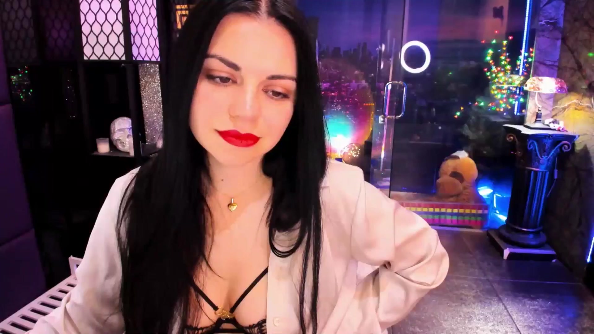 Gallery image thumbnail from sunn_o's myfreecams stream on, 01/31/2025, 11:25 image 14 of 20
