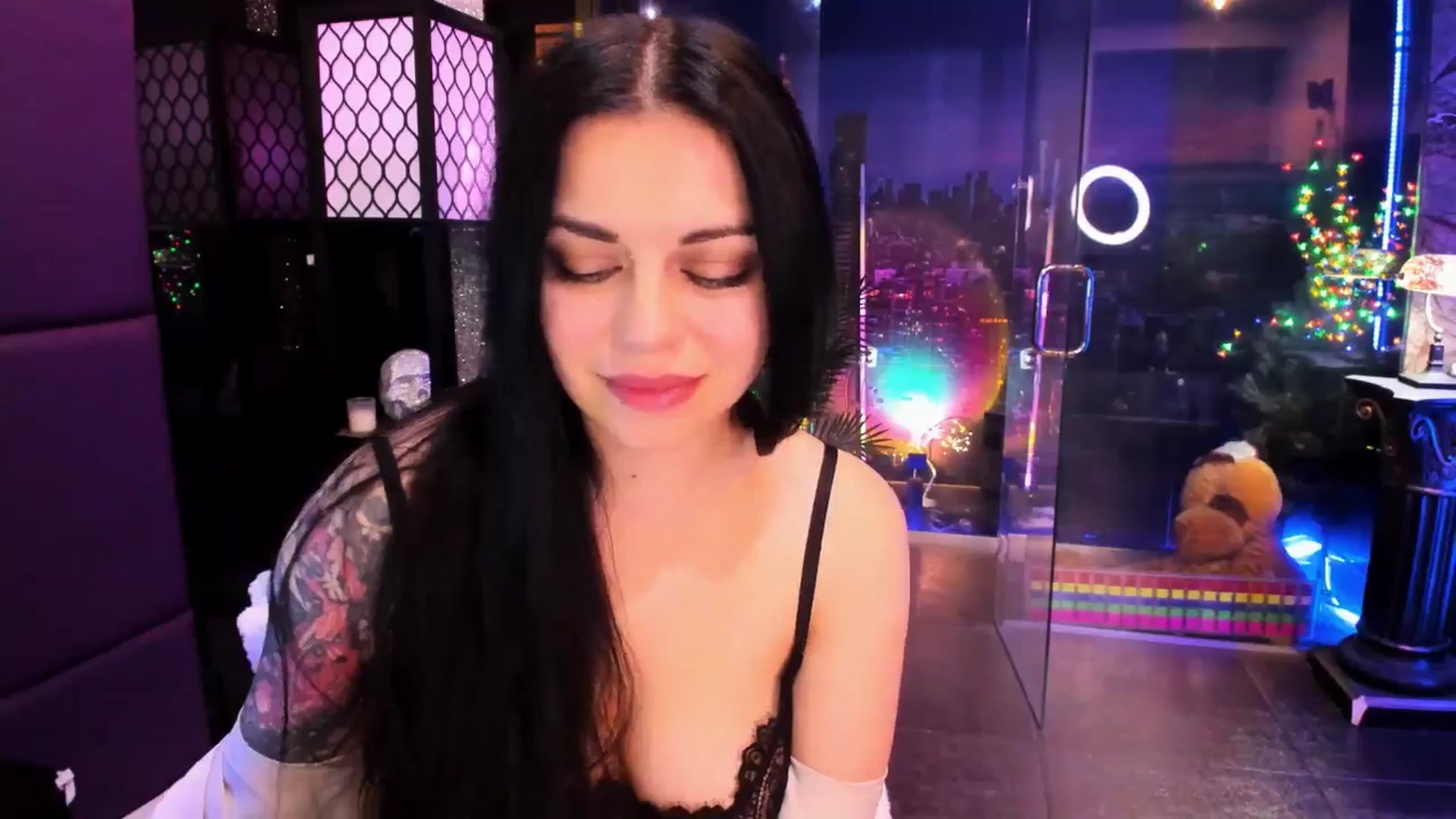 Gallery image thumbnail from sunn_o's myfreecams stream on, 02/08/2025, 12:24 image 4 of 20