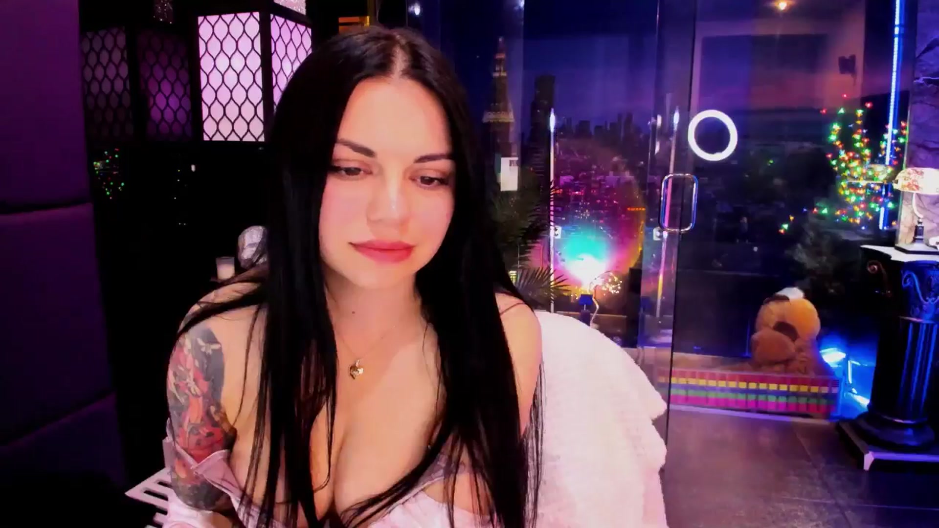 Gallery image thumbnail from sunn_o's myfreecams stream on, 02/11/2025, 09:51 image 2 of 20