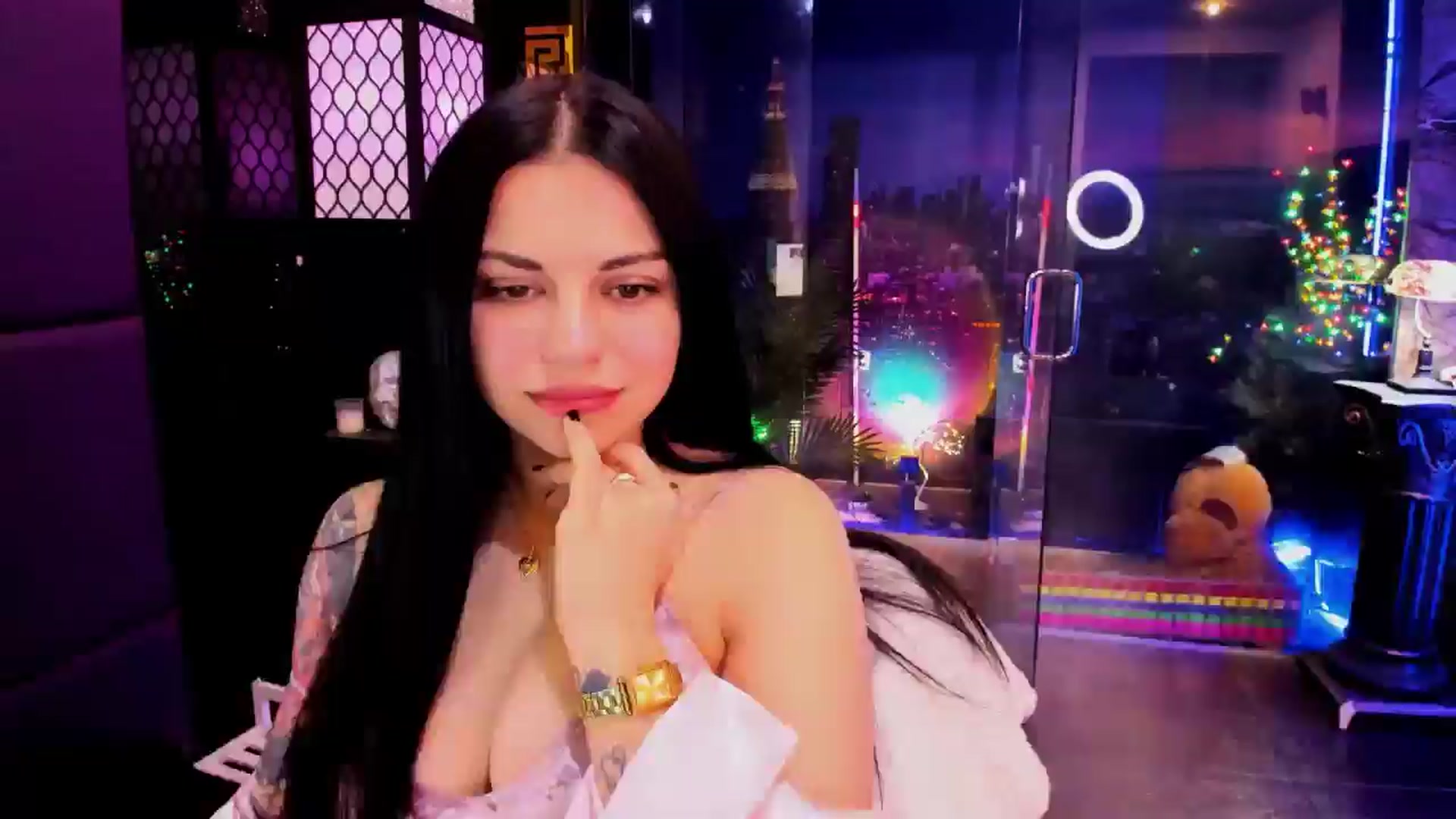 Gallery image thumbnail from sunn_o's myfreecams stream on, 02/11/2025, 09:51 image 7 of 20