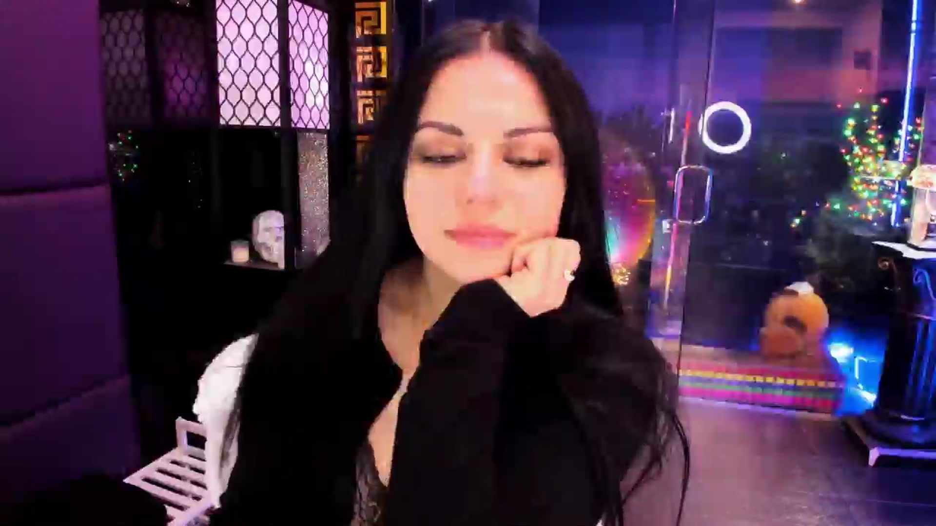 Gallery image thumbnail from sunn_o's myfreecams stream on, 02/13/2025, 10:40 image 7 of 20
