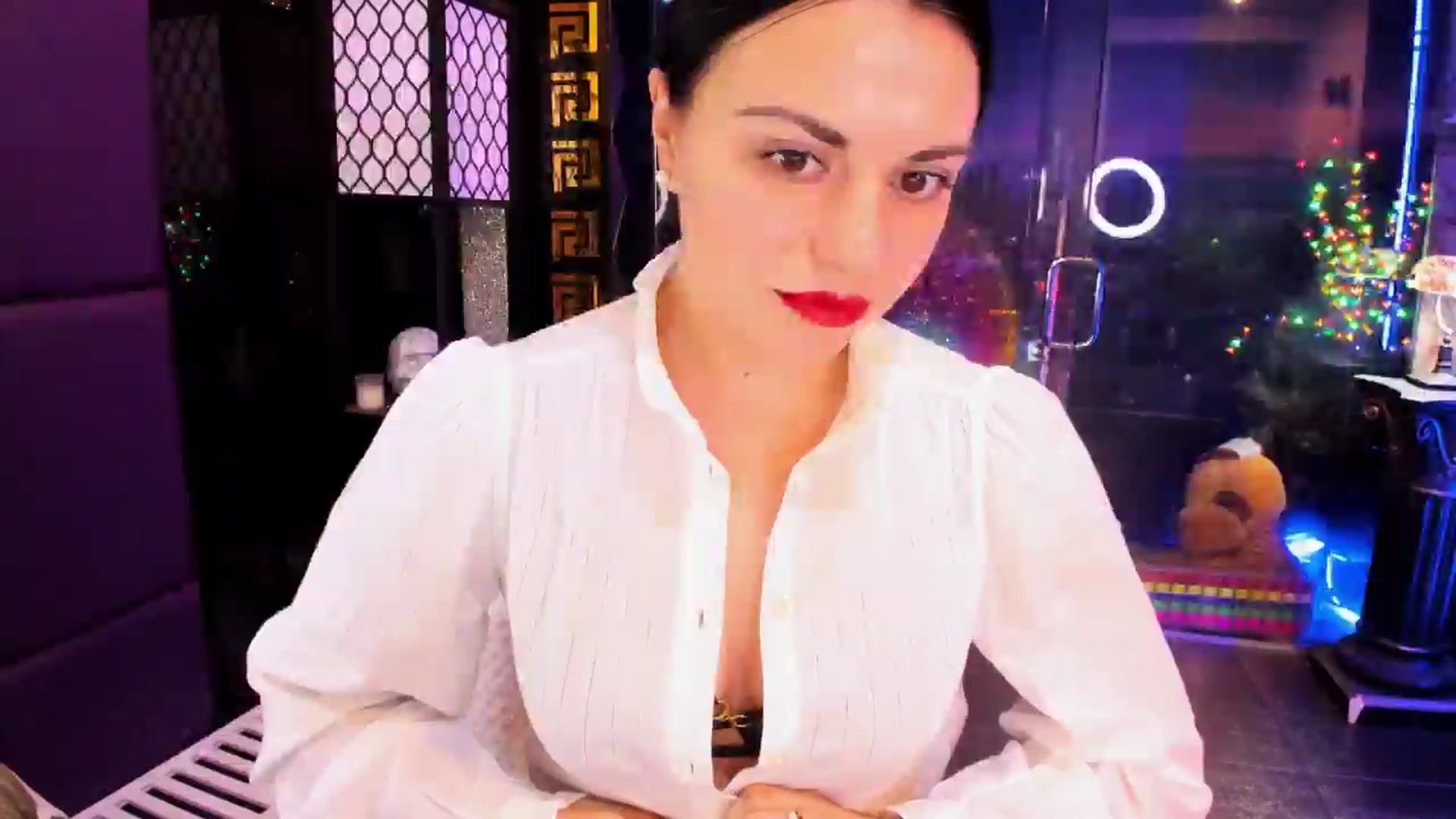 Gallery image thumbnail from sunn_o's myfreecams stream on, 02/14/2025, 12:39 image 20 of 20