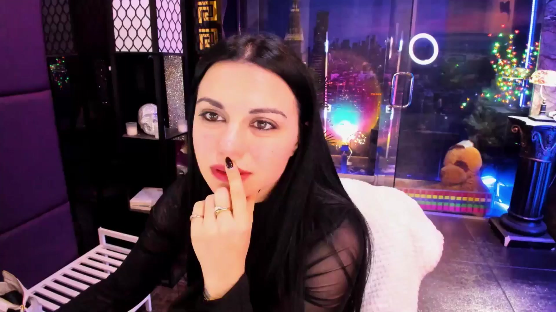 Gallery image thumbnail from sunn_o's myfreecams stream on, 02/16/2025, 14:40 image 18 of 20