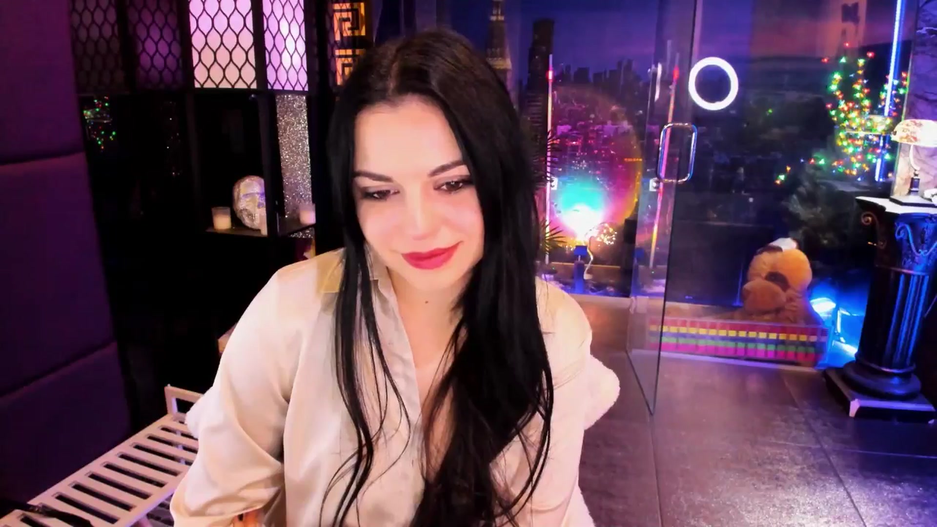 Gallery image thumbnail from sunn_o's myfreecams stream on, 02/18/2025, 08:42 image 4 of 20