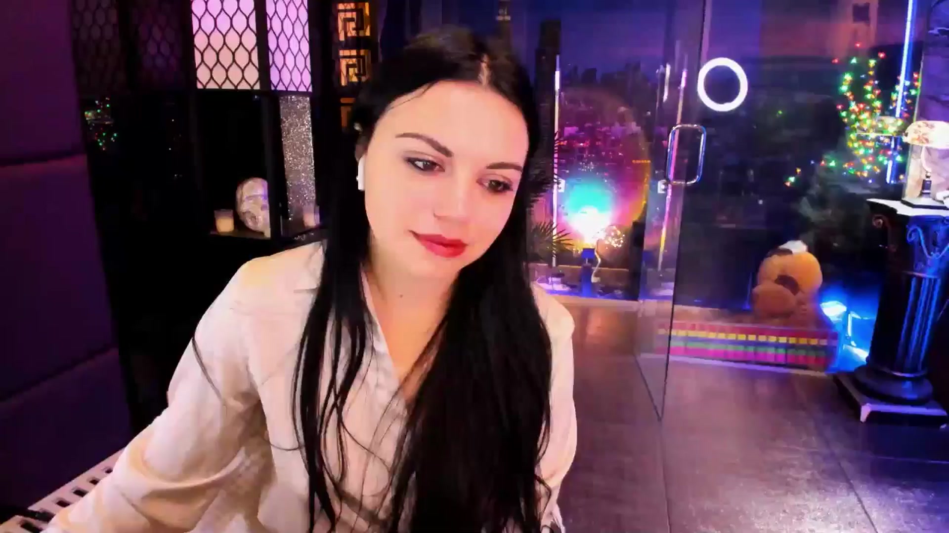 Gallery image thumbnail from sunn_o's myfreecams stream on, 02/18/2025, 08:42 image 9 of 20