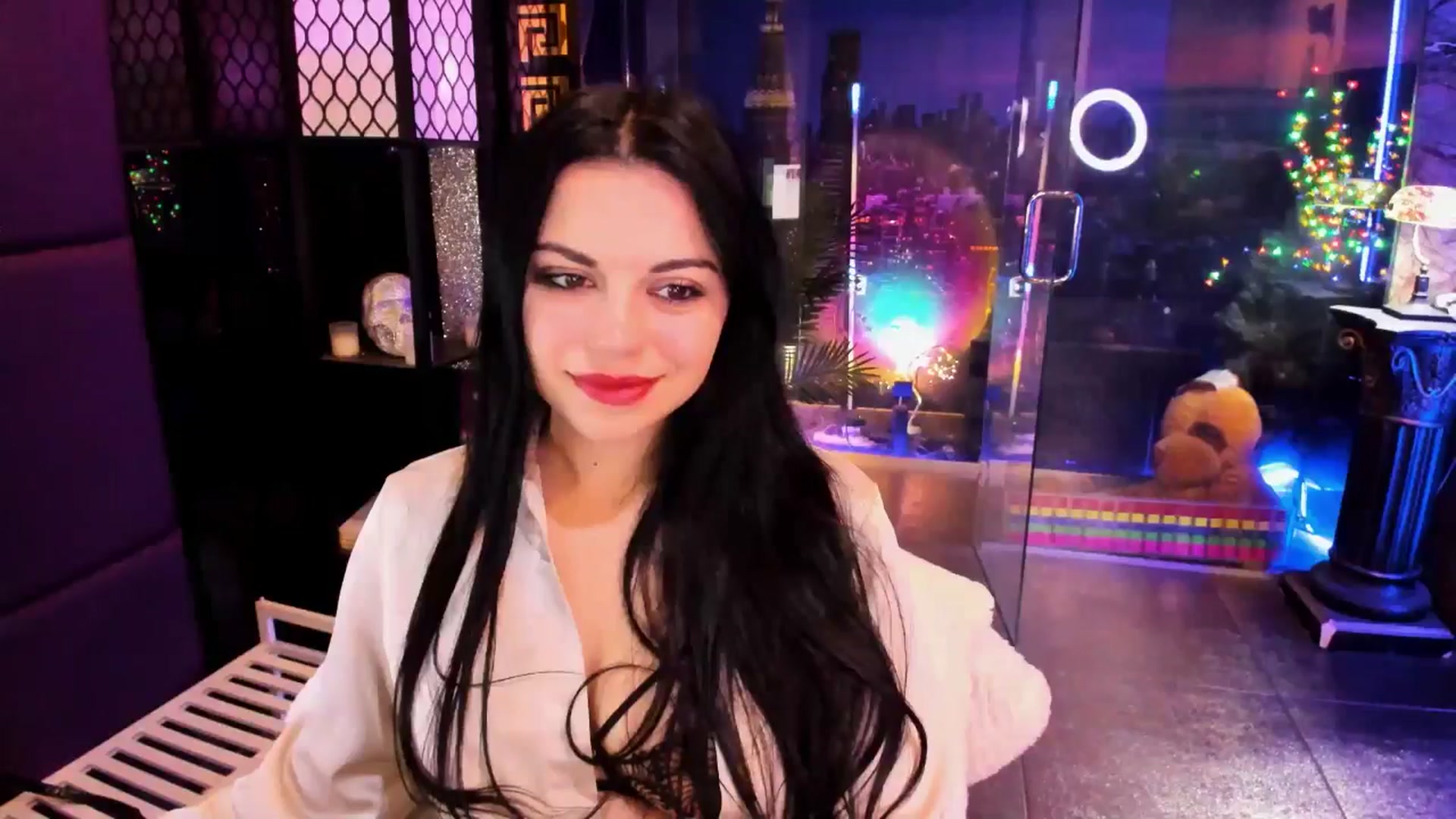 Gallery image thumbnail from sunn_o's myfreecams stream on, 02/18/2025, 08:42 image 12 of 20