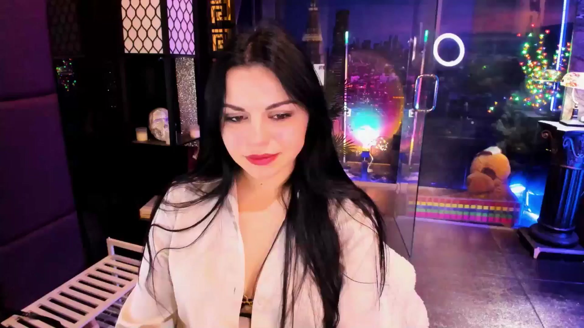 Gallery image thumbnail from sunn_o's myfreecams stream on, 02/18/2025, 09:27 image 2 of 20