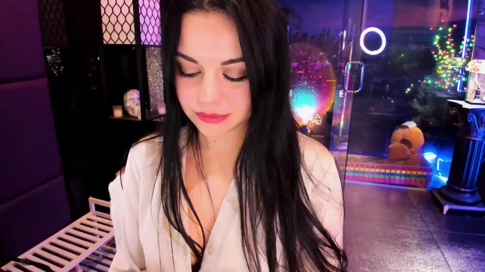 Gallery image thumbnail from sunn_o's myfreecams stream on, 02/18/2025, 12:53 image 2 of 20