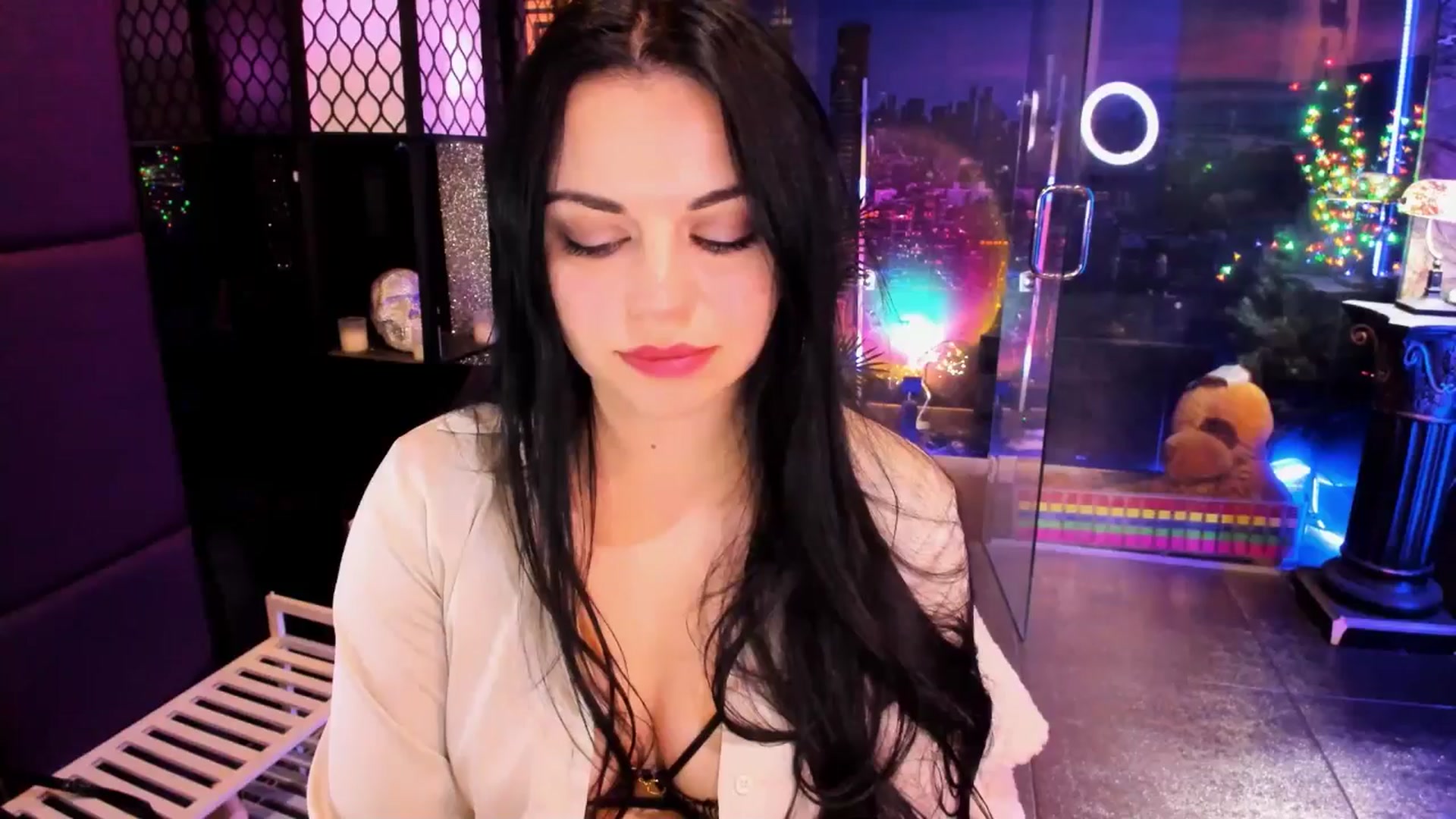 Gallery image thumbnail from sunn_o's myfreecams stream on, 02/18/2025, 12:53 image 1 of 20