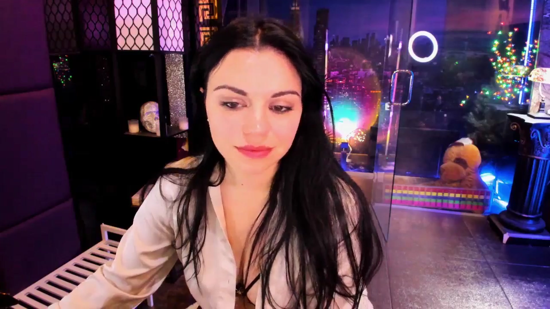 Gallery image thumbnail from sunn_o's myfreecams stream on, 02/18/2025, 12:53 image 8 of 20