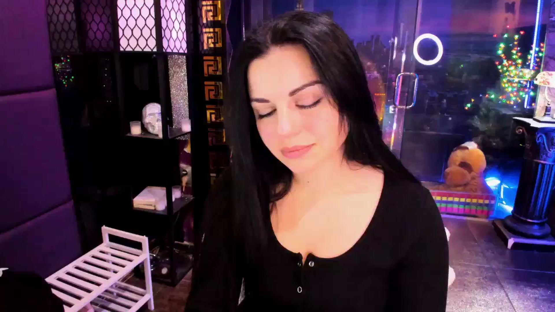Gallery image thumbnail from sunn_o's myfreecams stream on, 02/19/2025, 10:10 image 4 of 20