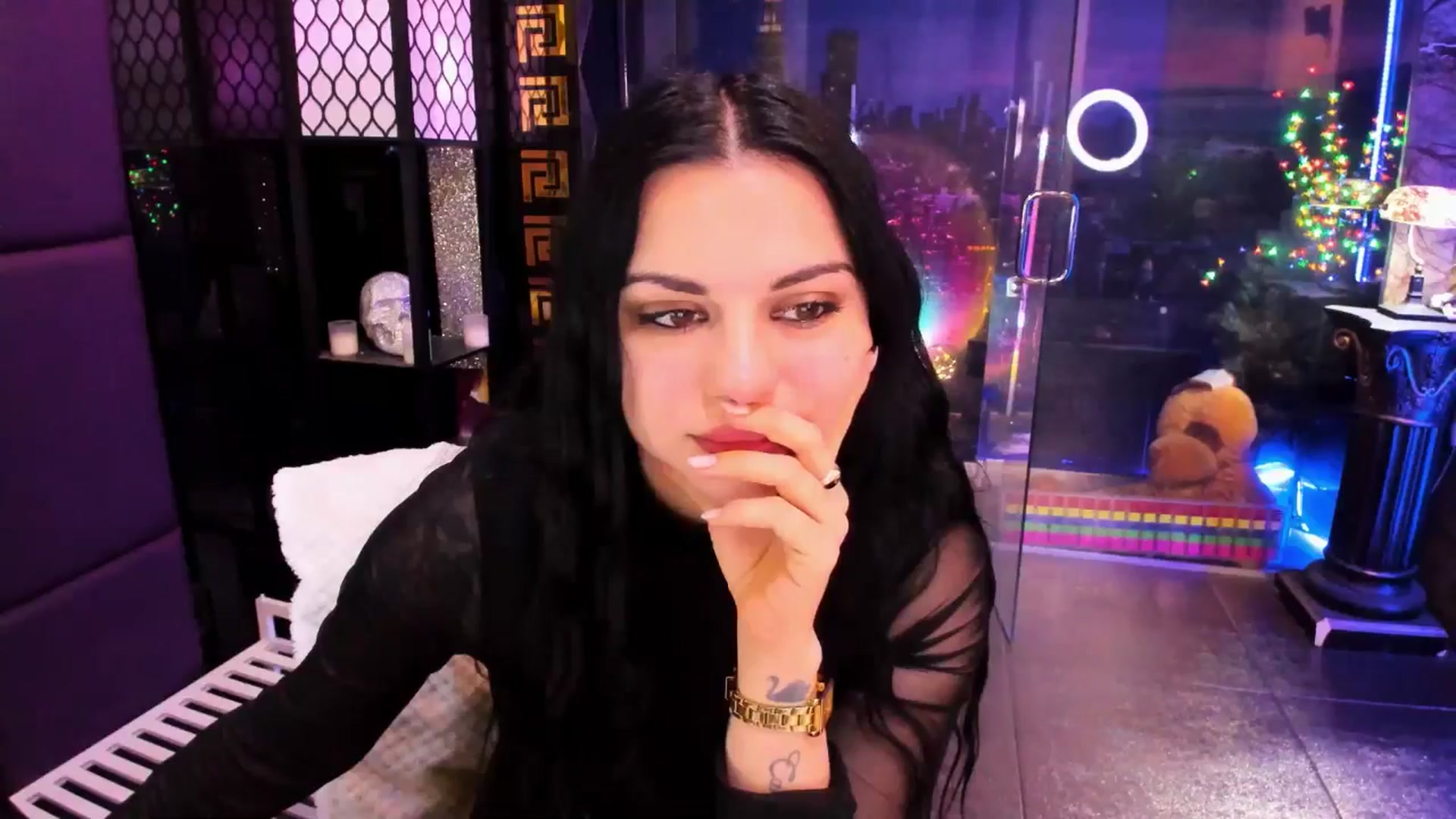 Gallery image thumbnail from sunn_o's myfreecams stream on, 02/22/2025, 10:42 image 11 of 20