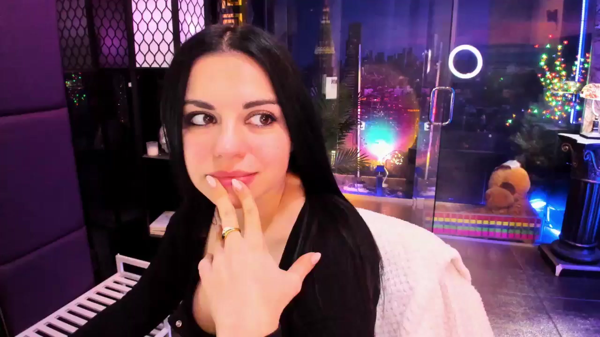 Gallery image thumbnail from sunn_o's myfreecams stream on, 02/23/2025, 12:13 image 16 of 20