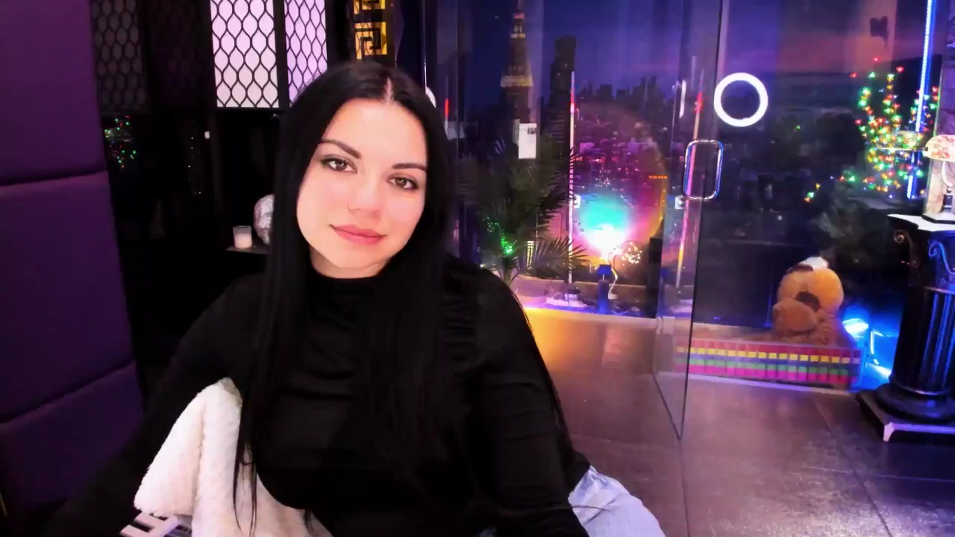 Gallery image thumbnail from sunn_o's myfreecams stream on, 02/25/2025, 12:31 image 8 of 20
