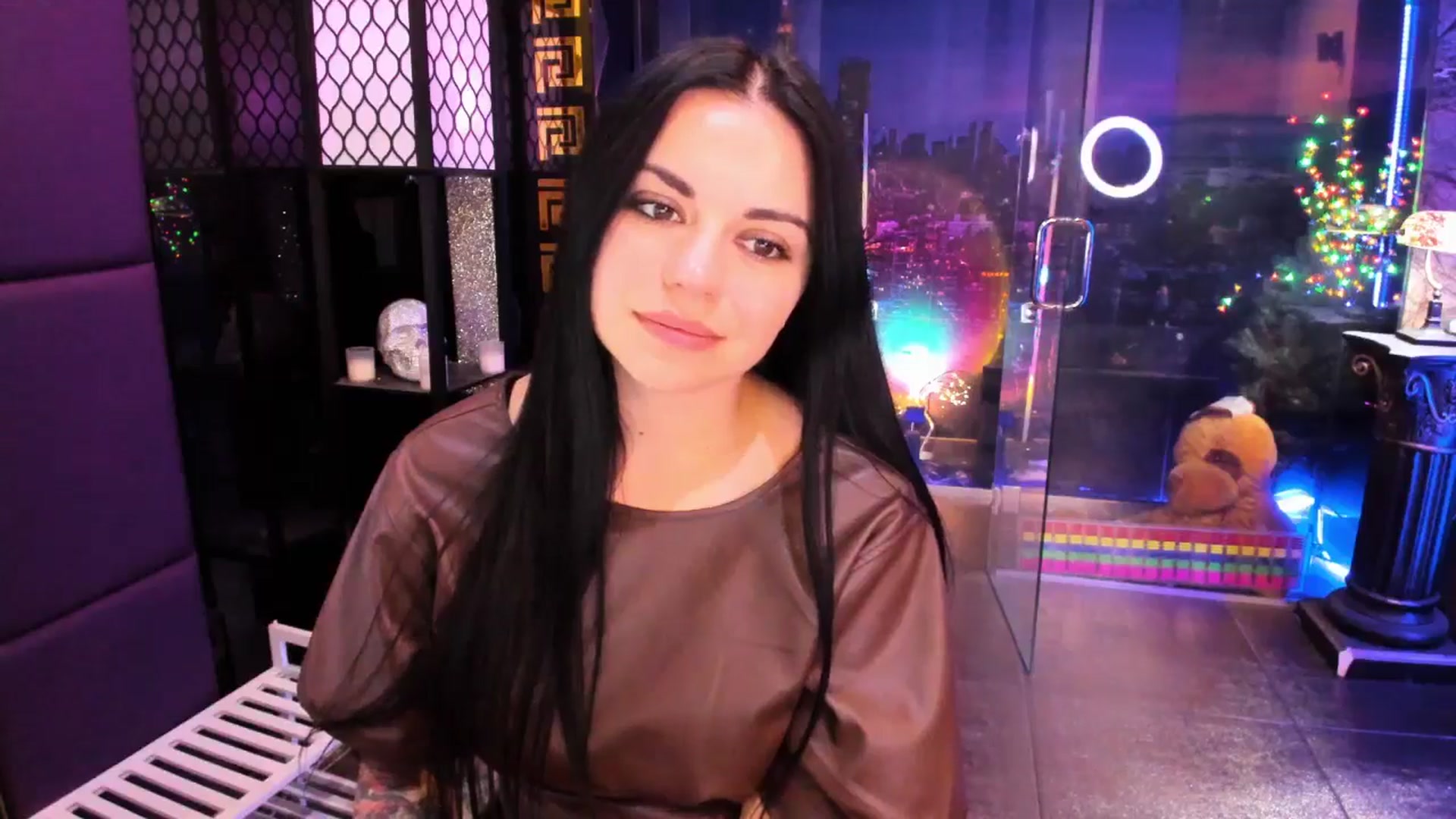 Gallery image thumbnail from sunn_o's myfreecams stream on, 03/01/2025, 13:43 image 9 of 20
