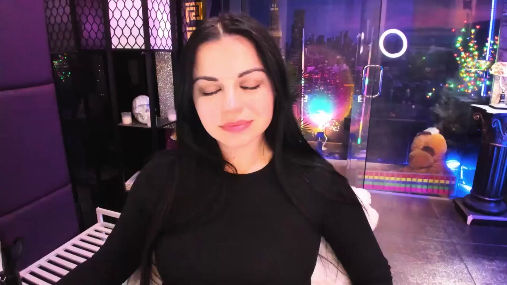 Gallery image thumbnail from sunn_o's myfreecams stream on, 03/06/2025, 12:03 image 18 of 20