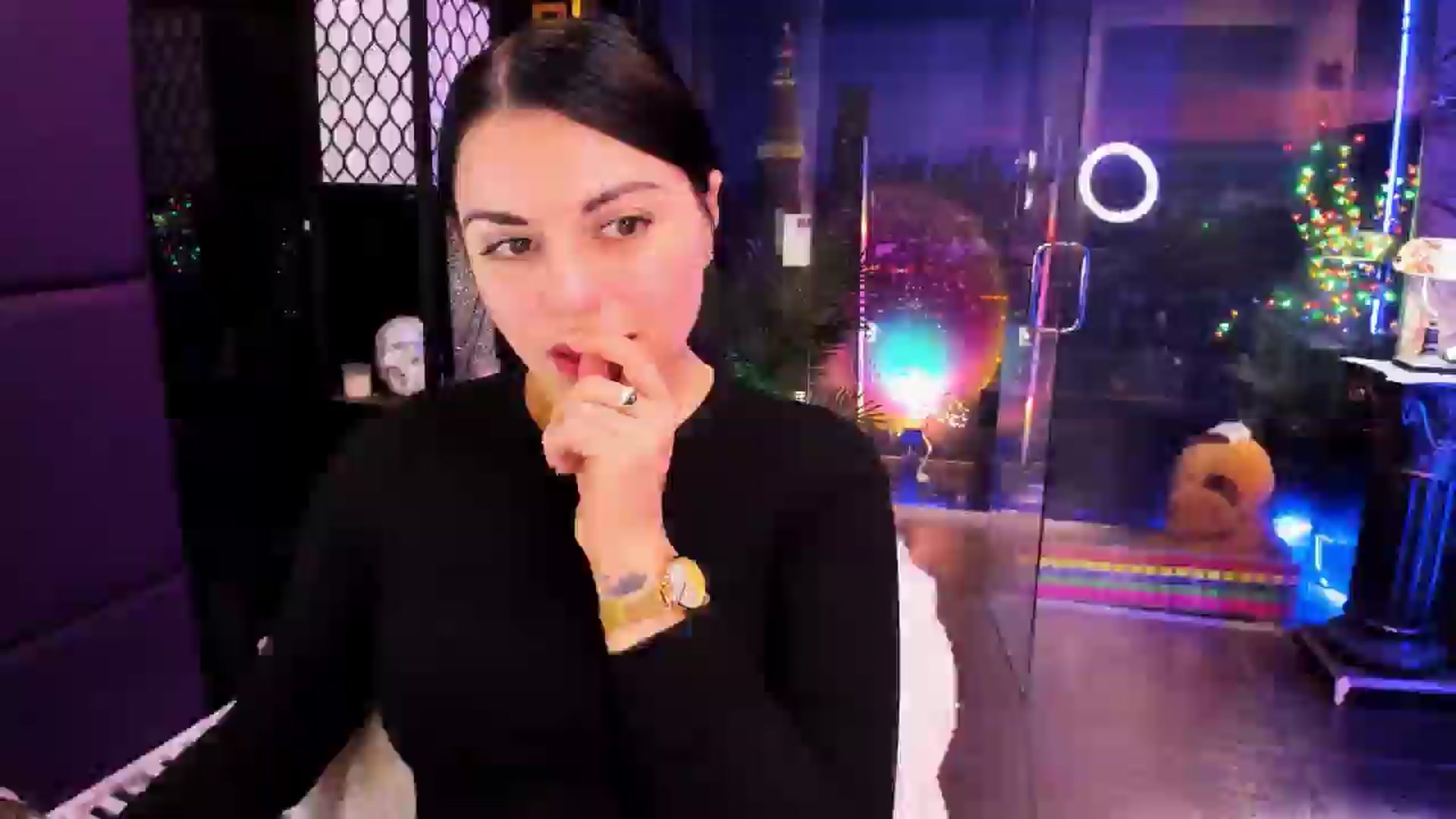 Gallery image thumbnail from sunn_o's myfreecams stream on, 03/10/2025, 09:47 image 1 of 20