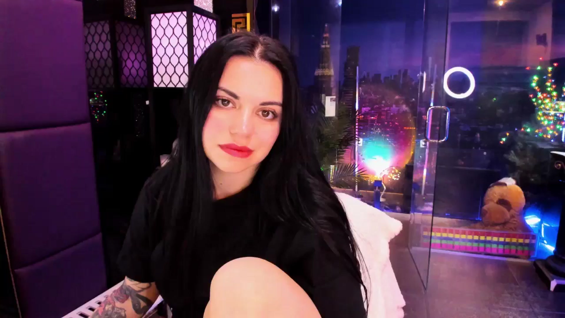 Gallery image thumbnail from sunn_o's myfreecams stream on, 03/13/2025, 09:25 image 15 of 20