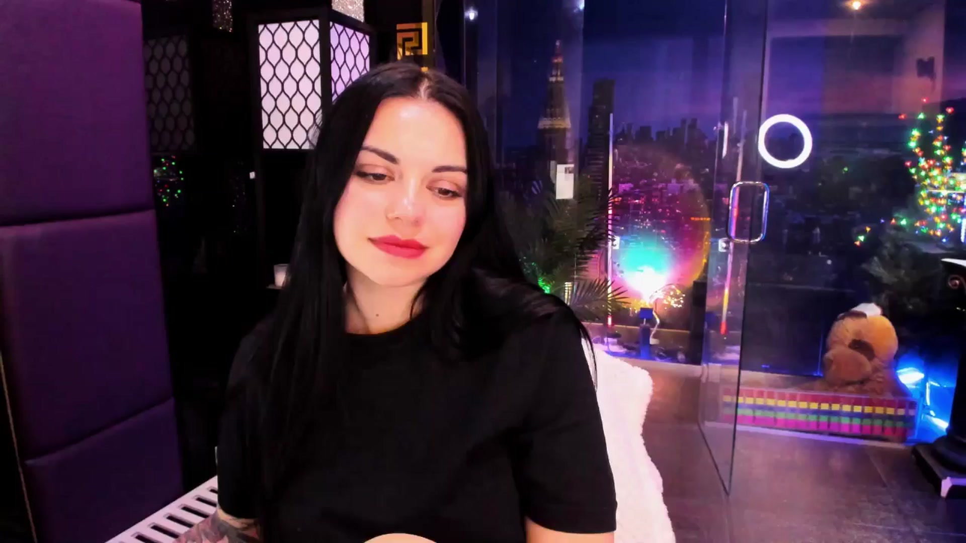 Gallery image thumbnail from sunn_o's myfreecams stream on, 03/13/2025, 12:10 image 1 of 20