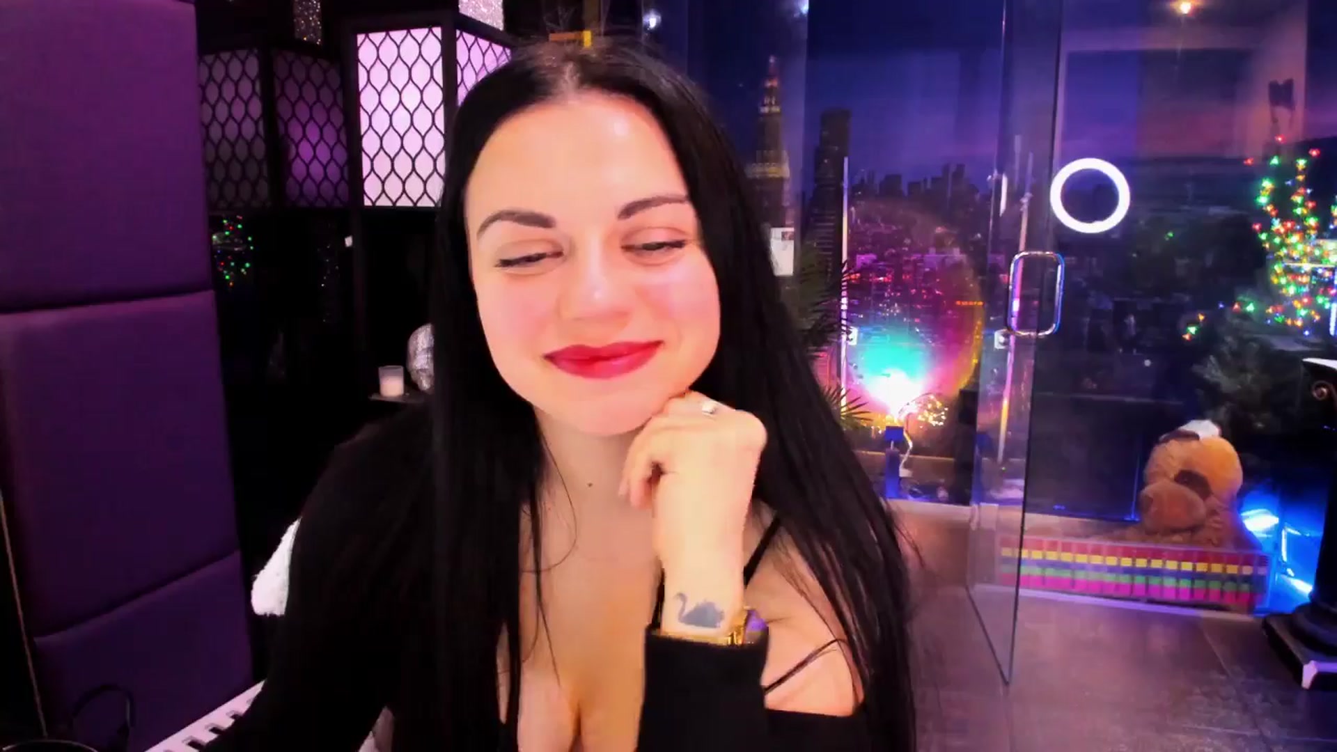 Gallery image thumbnail from sunn_o's myfreecams stream on, 03/14/2025, 12:12 image 19 of 20