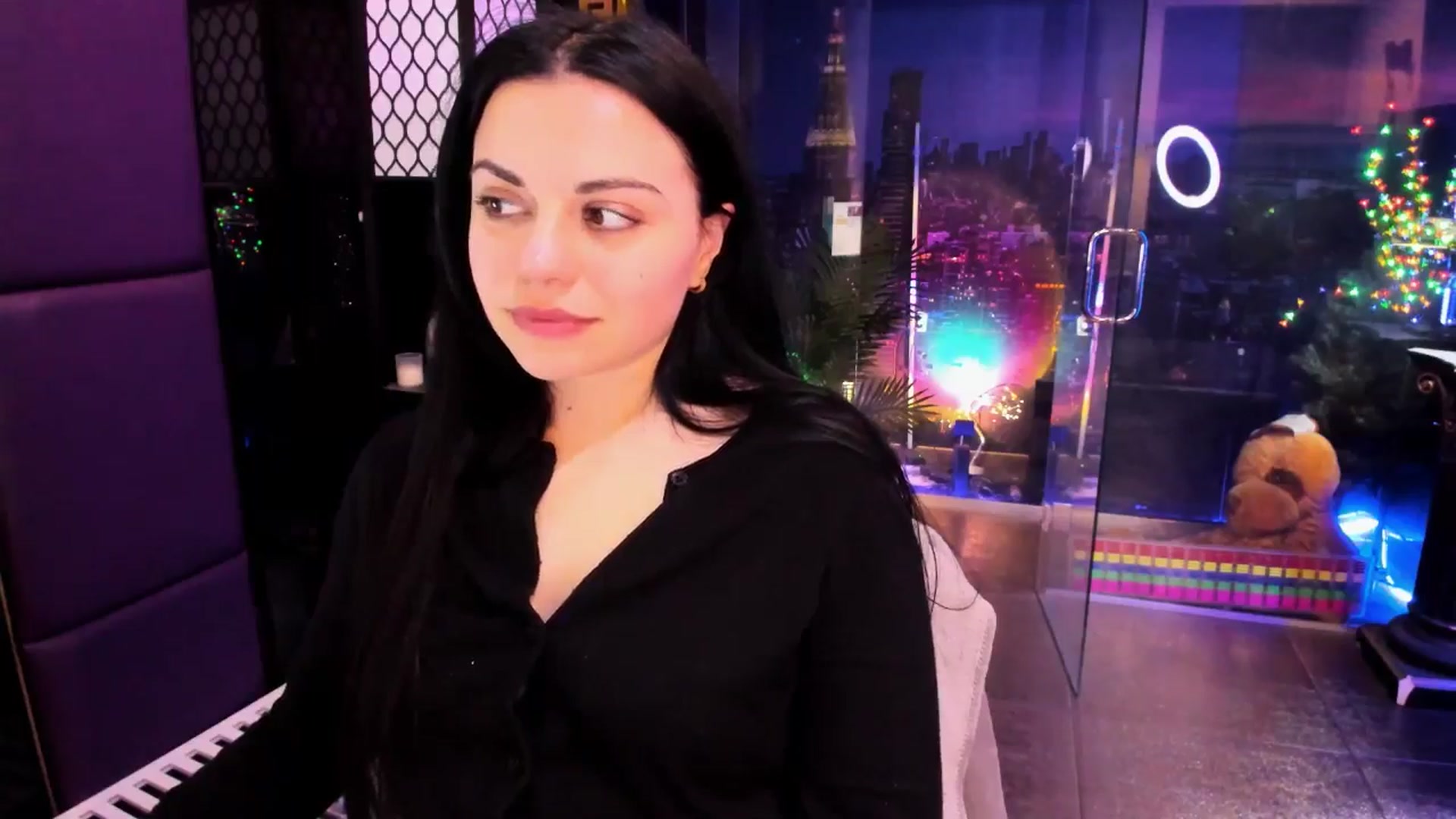 Gallery image thumbnail from sunn_o's myfreecams stream on, 03/19/2025, 12:14 image 19 of 20