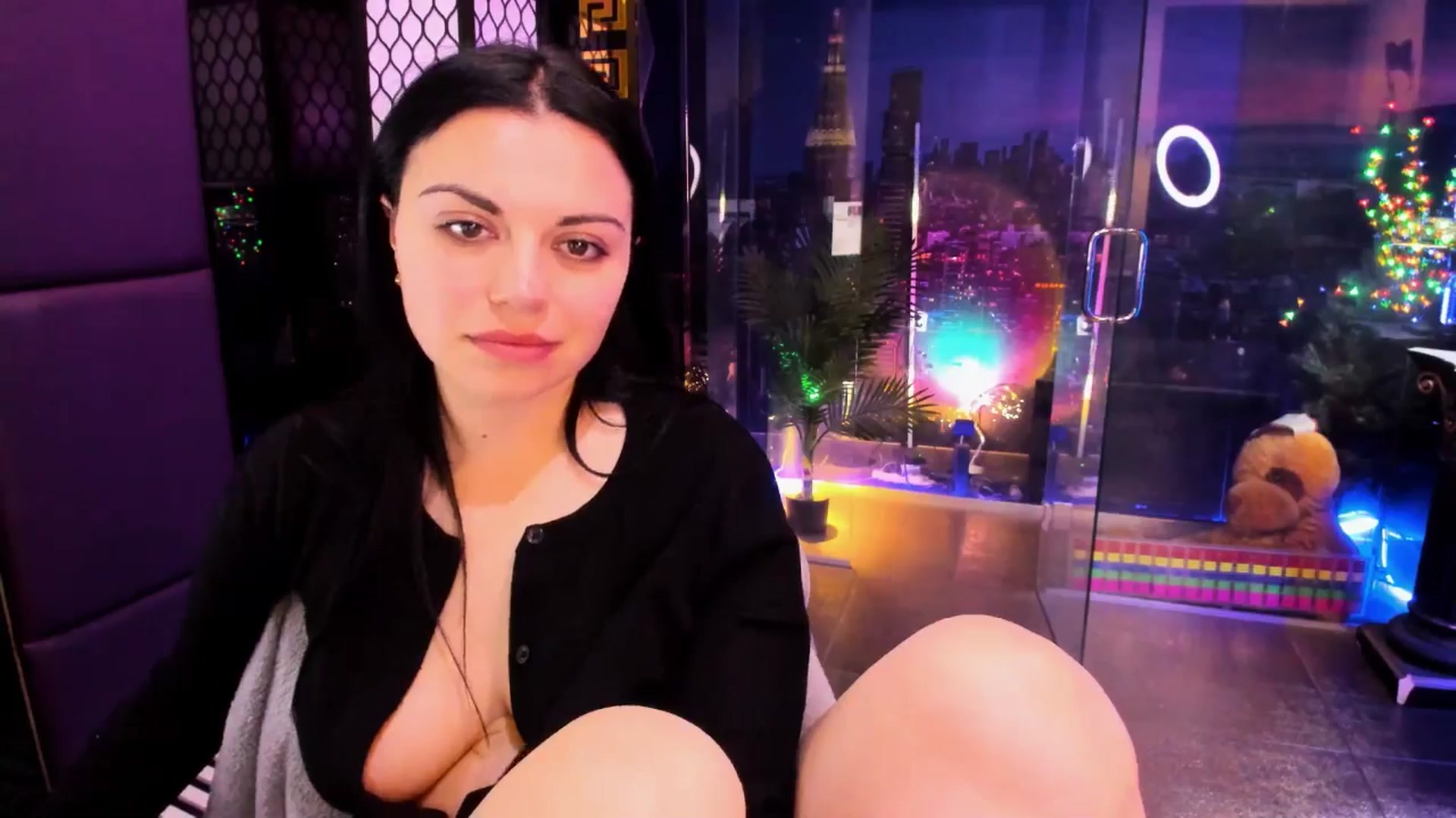 Gallery image thumbnail from sunn_o's myfreecams stream on, 03/19/2025, 12:14 image 14 of 20