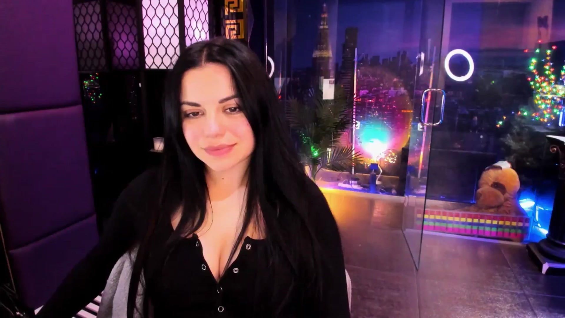Gallery image thumbnail from sunn_o's myfreecams stream on, 03/20/2025, 12:12 image 2 of 20