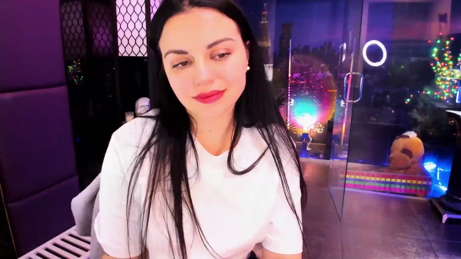 Gallery image thumbnail from sunn_o's myfreecams stream on, 03/21/2025, 09:45 image 2 of 20
