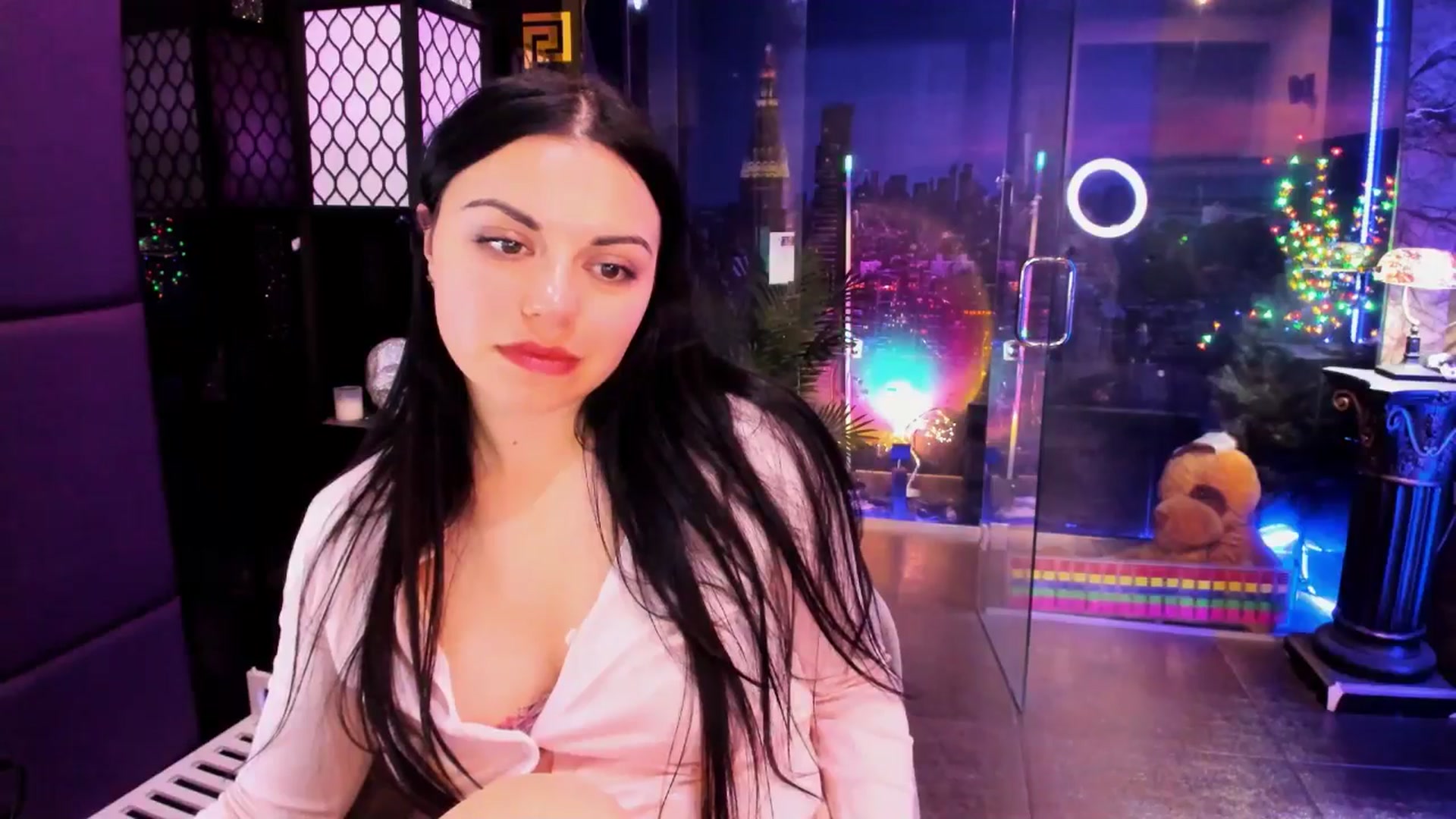 Gallery image thumbnail from sunn_o's myfreecams stream on, 04/03/2025, 10:19 image 17 of 20