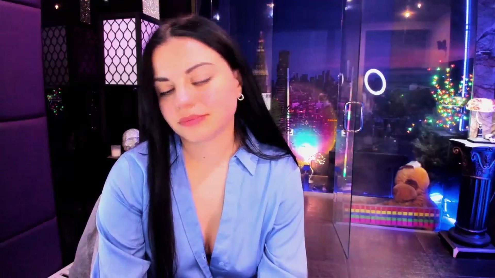 Gallery image thumbnail from sunn_o's myfreecams stream on, 04/04/2025, 11:48 image 15 of 20