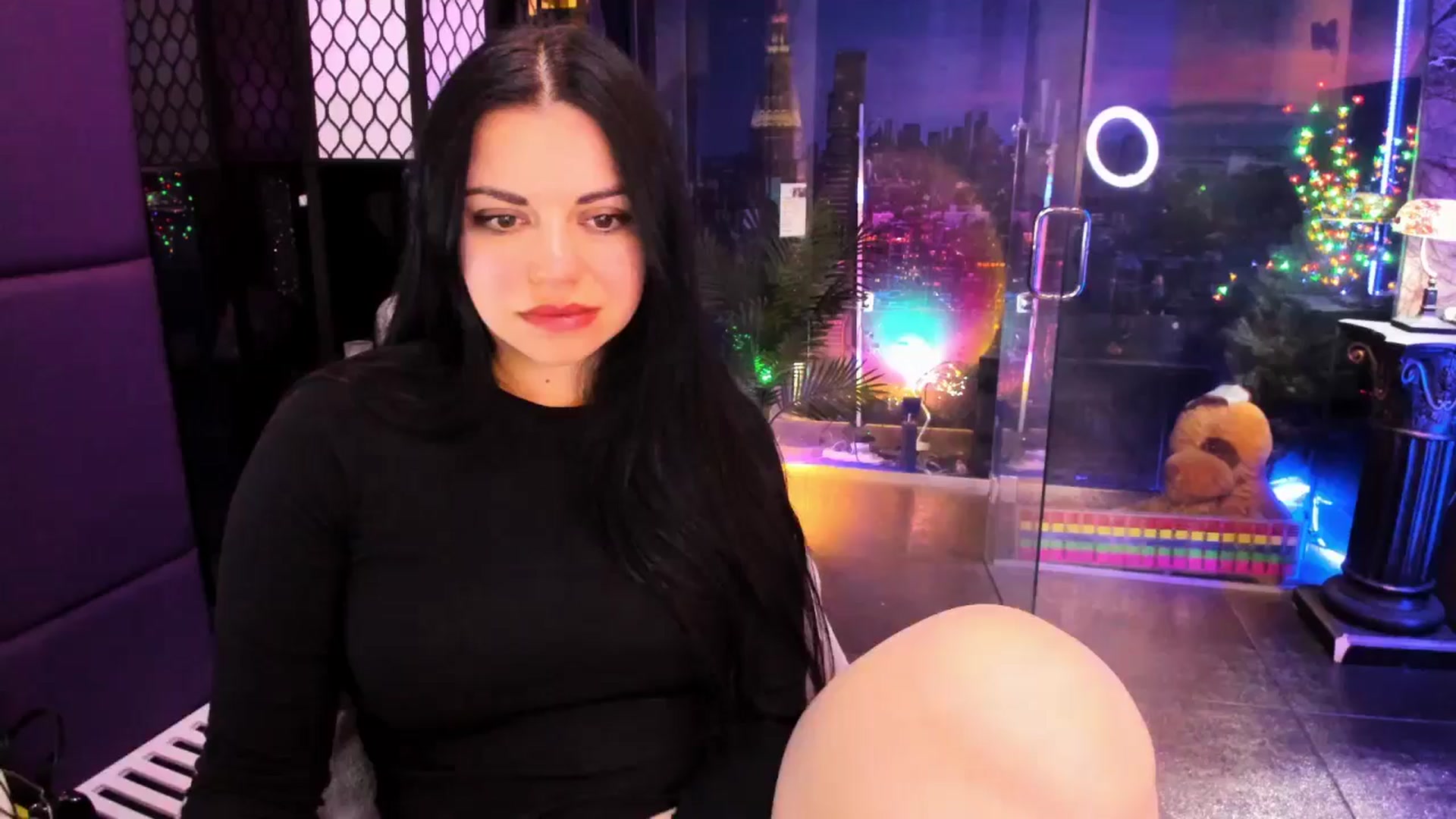 Gallery image thumbnail from sunn_o's myfreecams stream on, 04/09/2025, 08:48 image 15 of 20