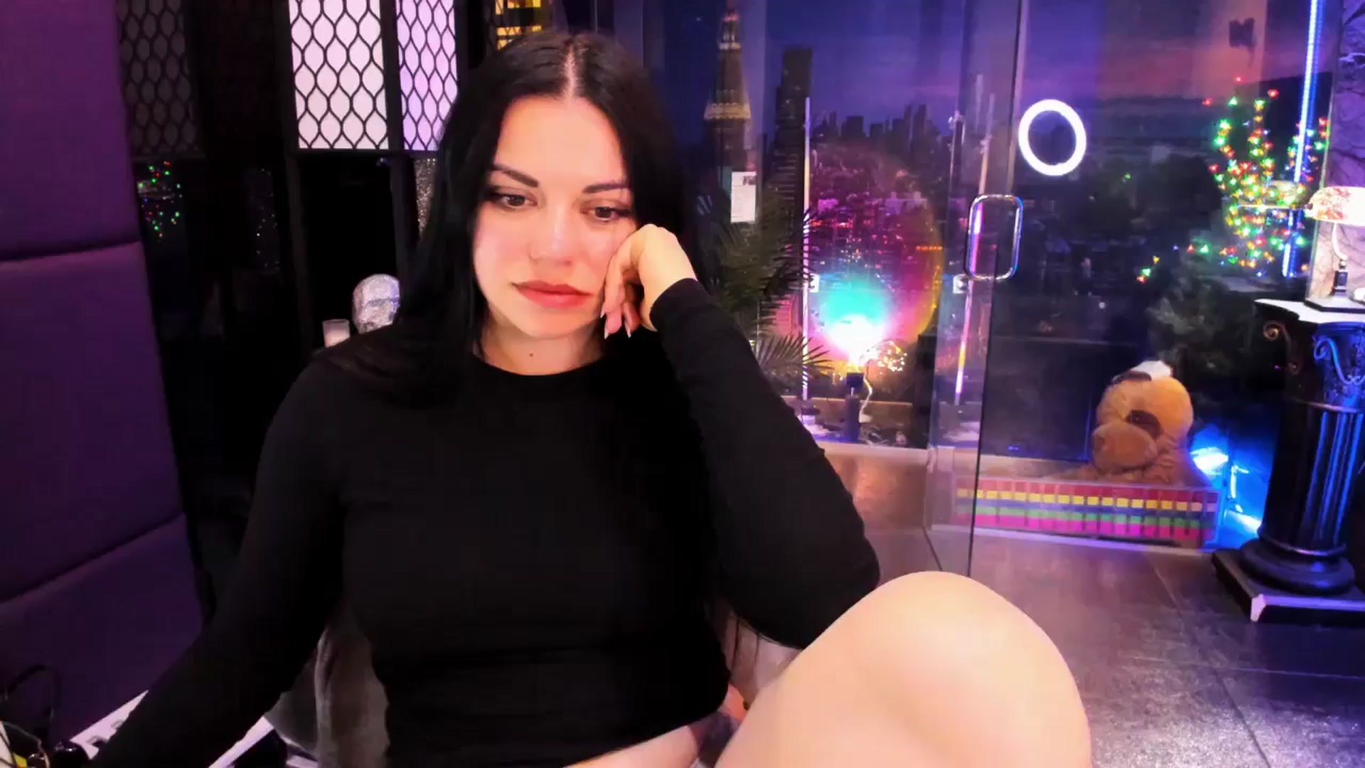 Gallery image thumbnail from sunn_o's myfreecams stream on, 04/09/2025, 08:48 image 17 of 20