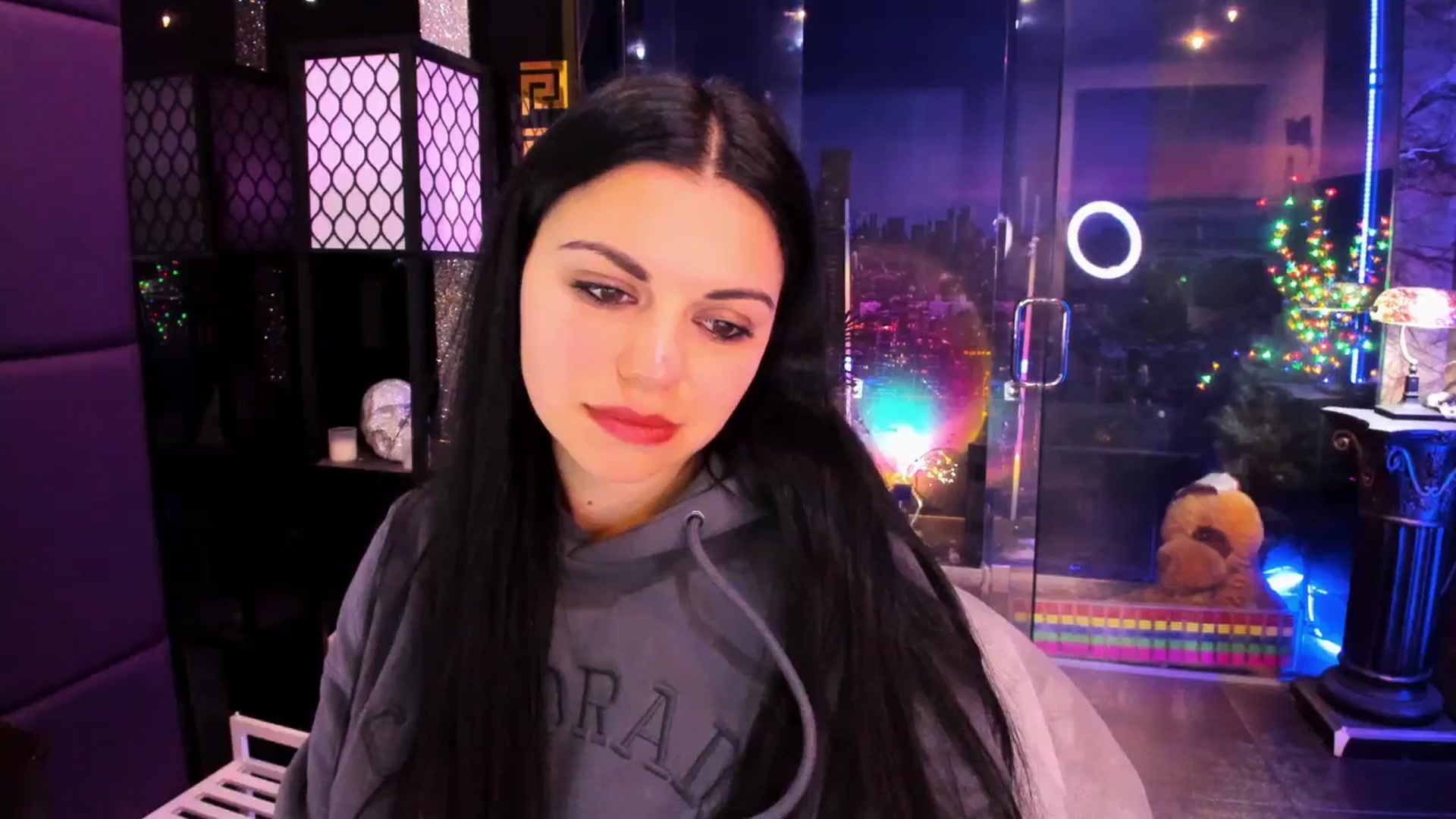 Gallery image thumbnail from sunn_o's myfreecams stream on, 04/14/2025, 09:57 image 10 of 20
