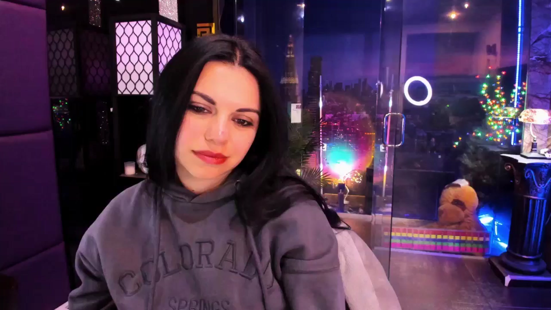 Gallery image thumbnail from sunn_o's myfreecams stream on, 04/14/2025, 09:57 image 16 of 20