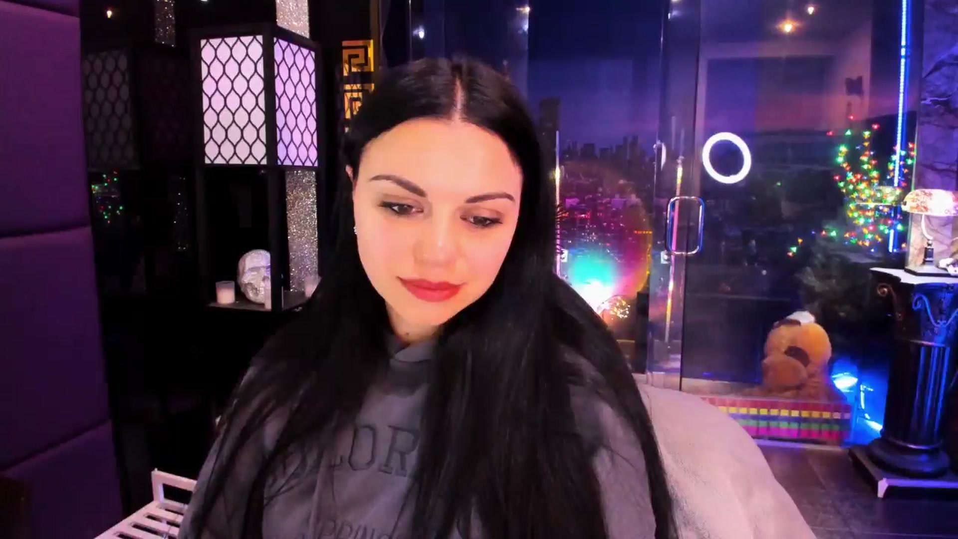 Gallery image thumbnail from sunn_o's myfreecams stream on, 04/14/2025, 10:13 image 16 of 20