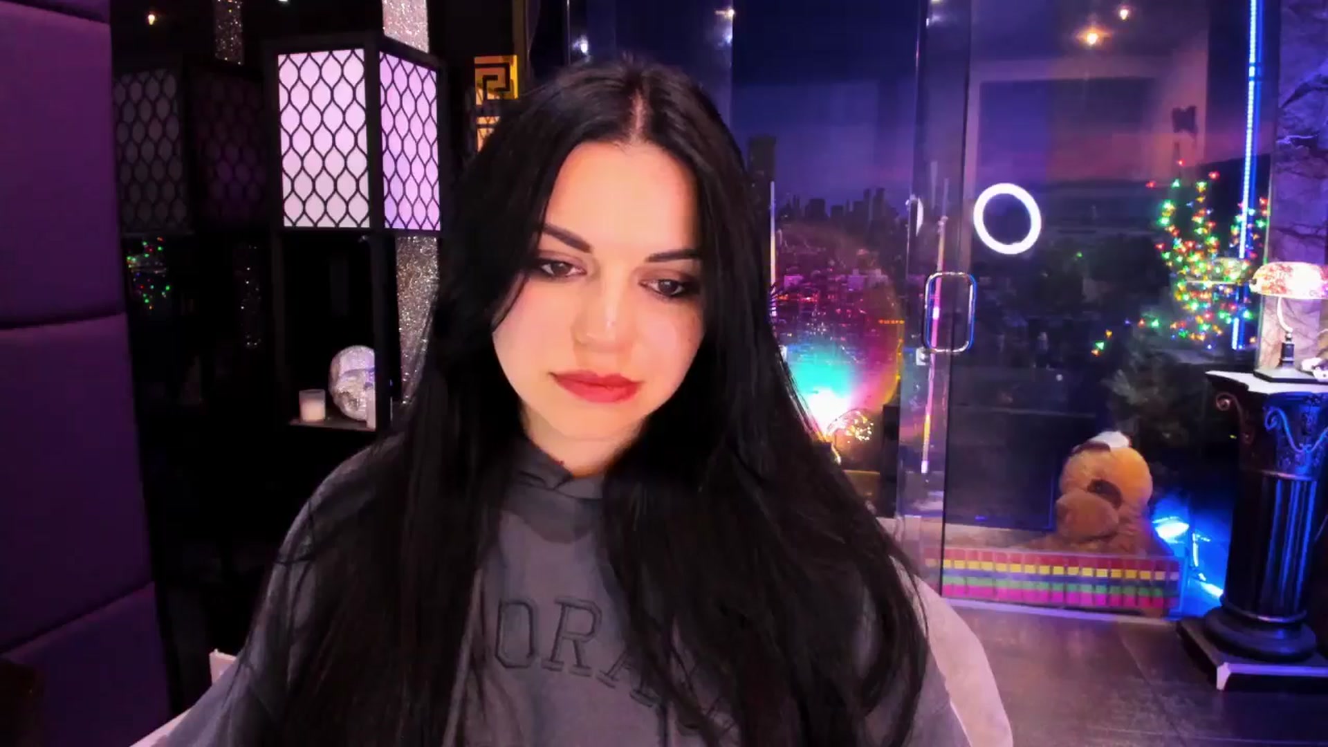 Gallery image thumbnail from sunn_o's myfreecams stream on, 04/14/2025, 10:39 image 20 of 20