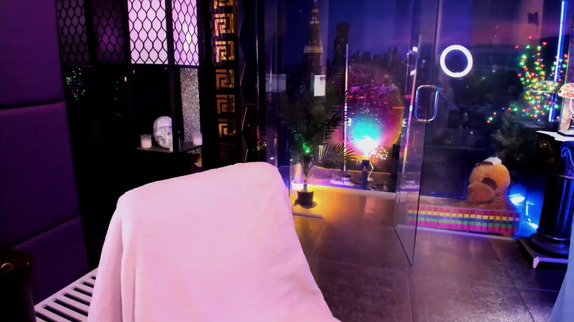 Gallery image thumbnail from sunn_o's myfreecams stream on, 05/12/2025, 11:11 image 8 of 20