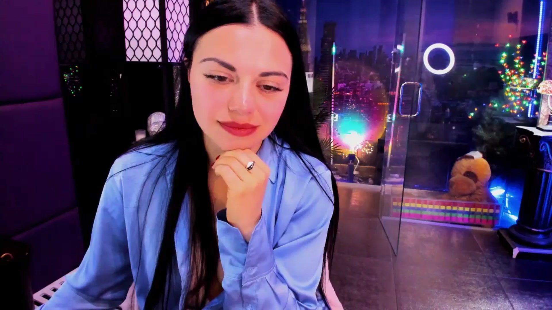 Gallery image thumbnail from sunn_o's myfreecams stream on, 05/12/2025, 11:11 image 11 of 20