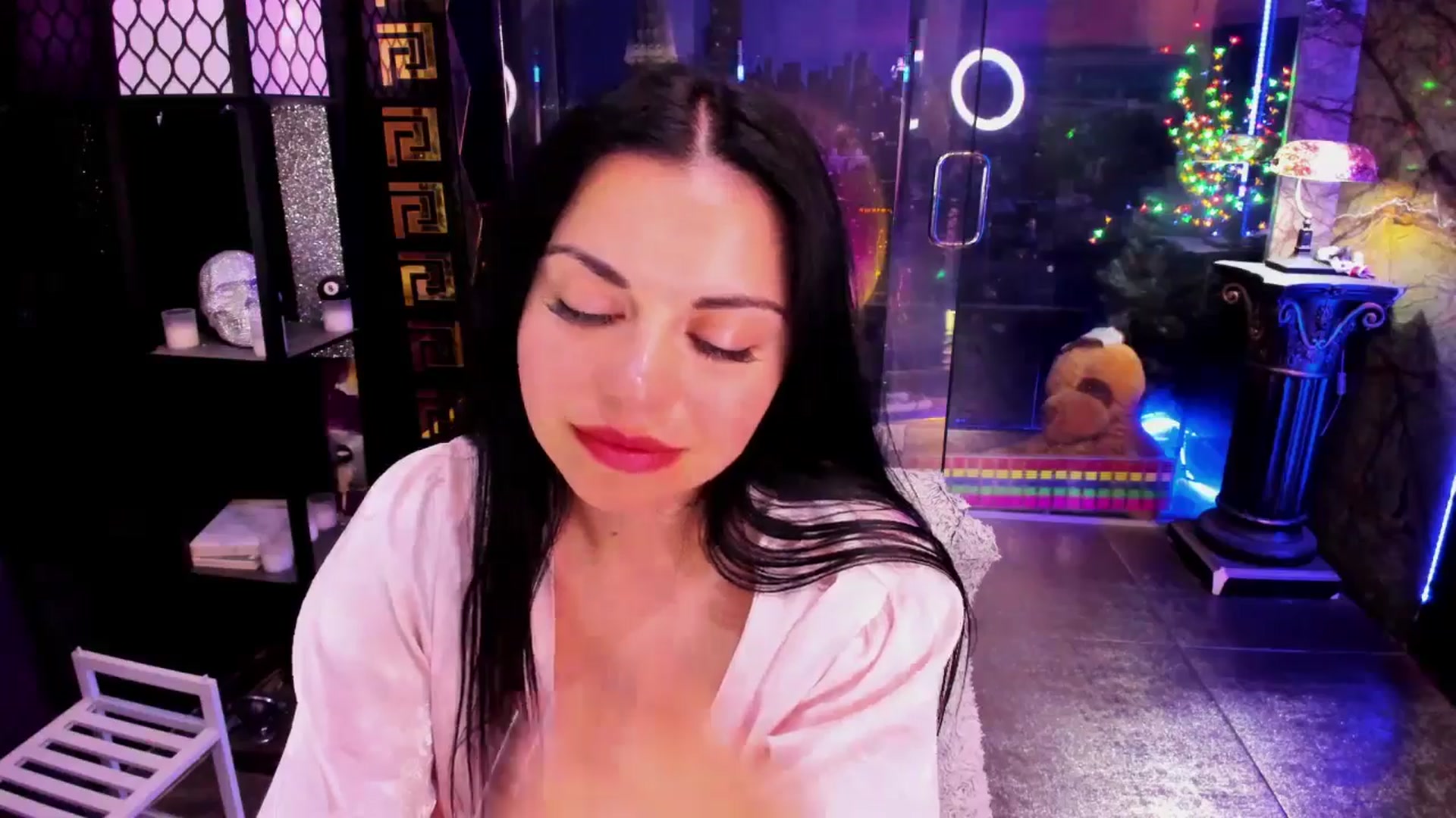 Gallery image thumbnail from sunn_o's myfreecams stream on, 06/12/2025, 11:59 image 19 of 20