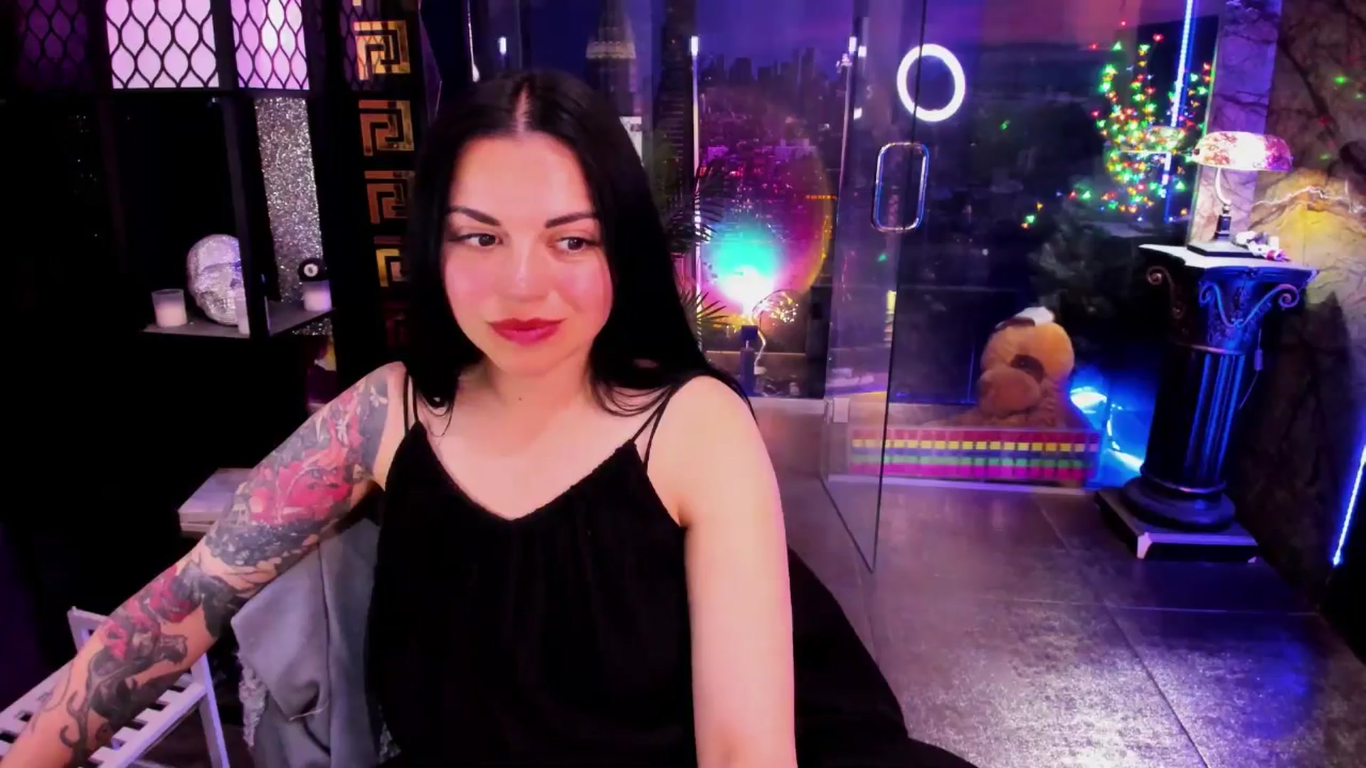 Gallery image thumbnail from sunn_o's myfreecams stream on, 06/12/2025, 11:59 image 7 of 20