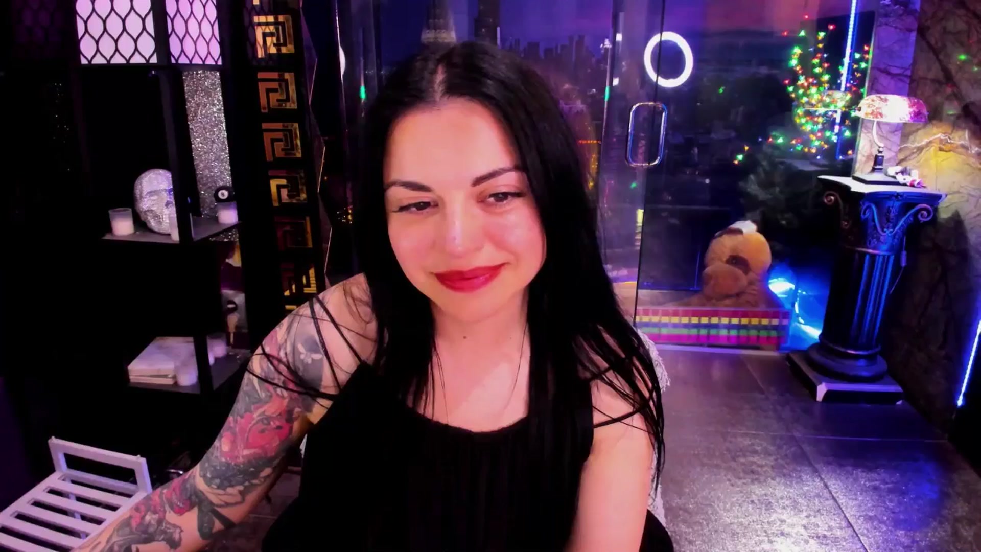 Gallery image thumbnail from sunn_o's myfreecams stream on, 06/12/2025, 11:59 image 13 of 20