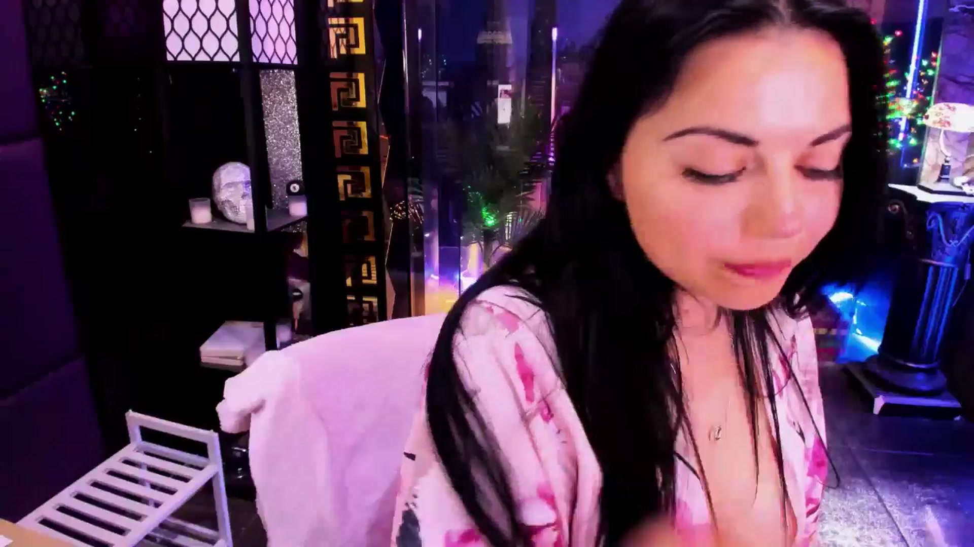 Gallery image thumbnail from sunn_o's myfreecams stream on, 06/26/2025, 11:50 image 19 of 20