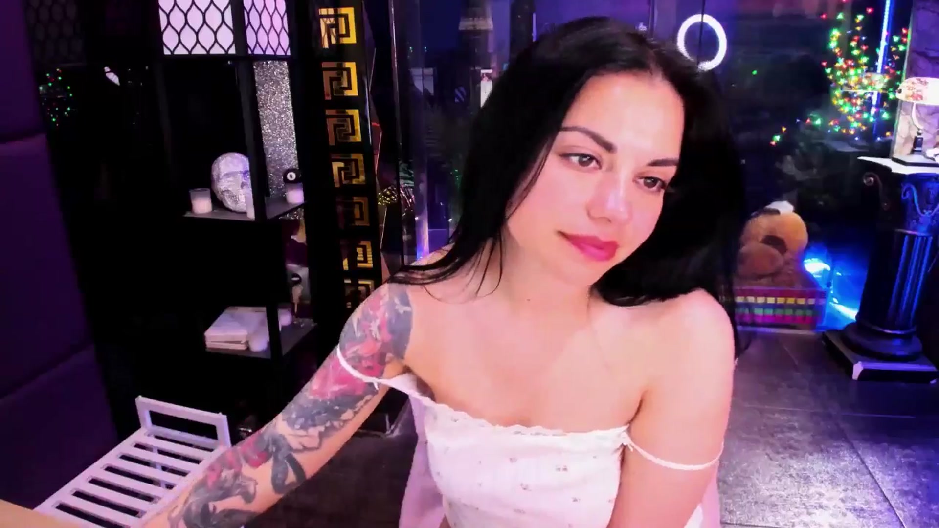 Gallery image thumbnail from sunn_o's myfreecams stream on, 06/29/2025, 12:51 image 15 of 20