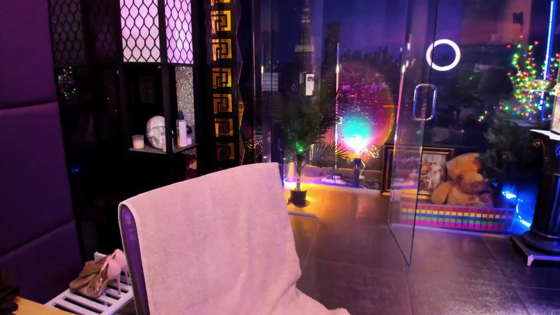 Gallery image thumbnail from sunn_o's myfreecams stream on, 11/23/2025, 14:34 image 14 of 20