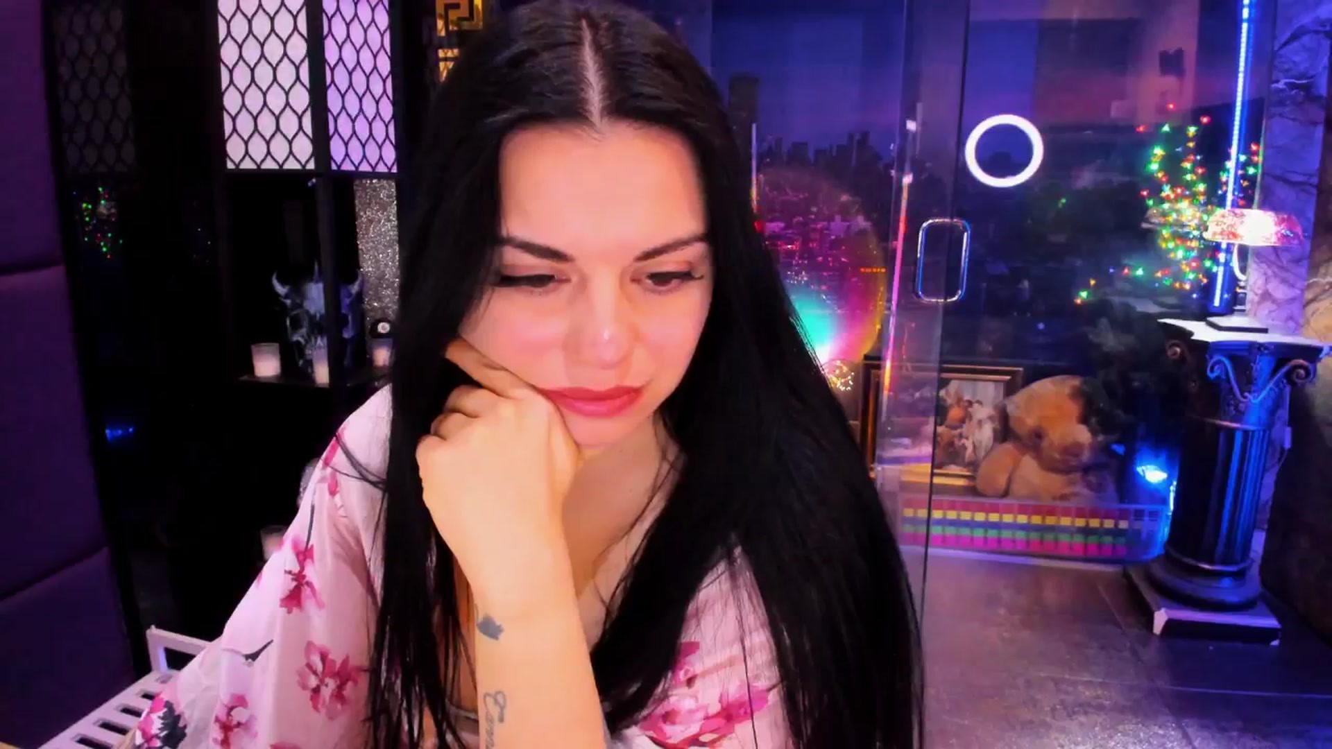 Gallery image thumbnail from sunn_o's myfreecams stream on, 02/21/2026, 12:39 image 11 of 20