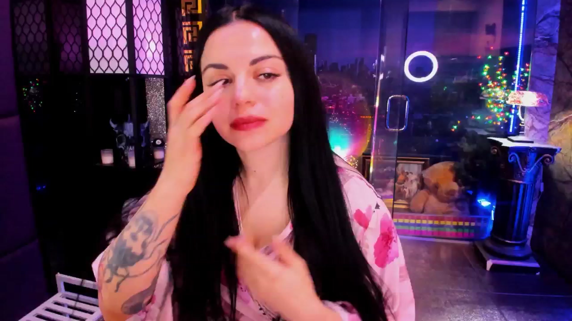 Gallery image thumbnail from sunn_o's myfreecams stream on, 03/05/2026, 07:37 image 10 of 20